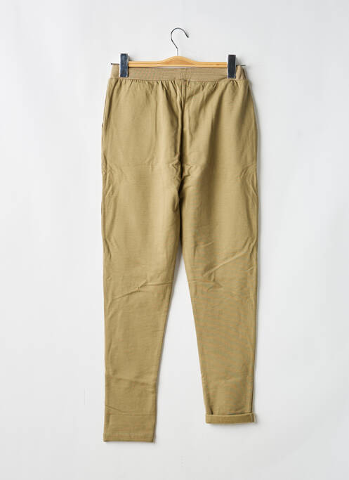 Trening verde NAME IT fată