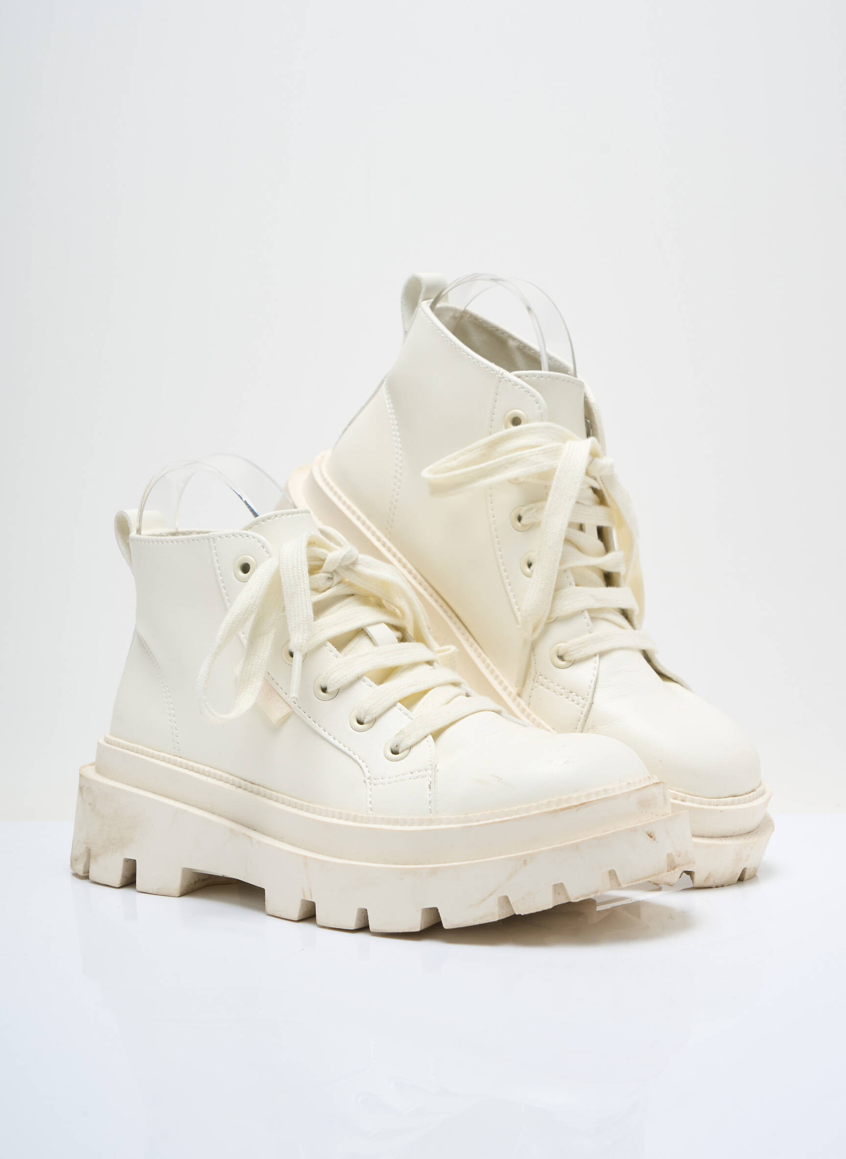 Botine/ghete toc mic toc de 4 la 6 cm bej SUPERGA femeie