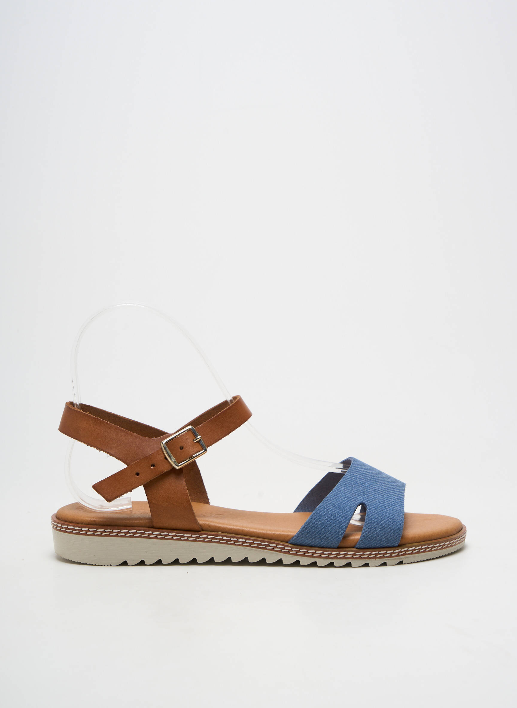Sandale/pantofi decupați material neted toc plat până la 3 cm maro EVA FRUTOS femeie
