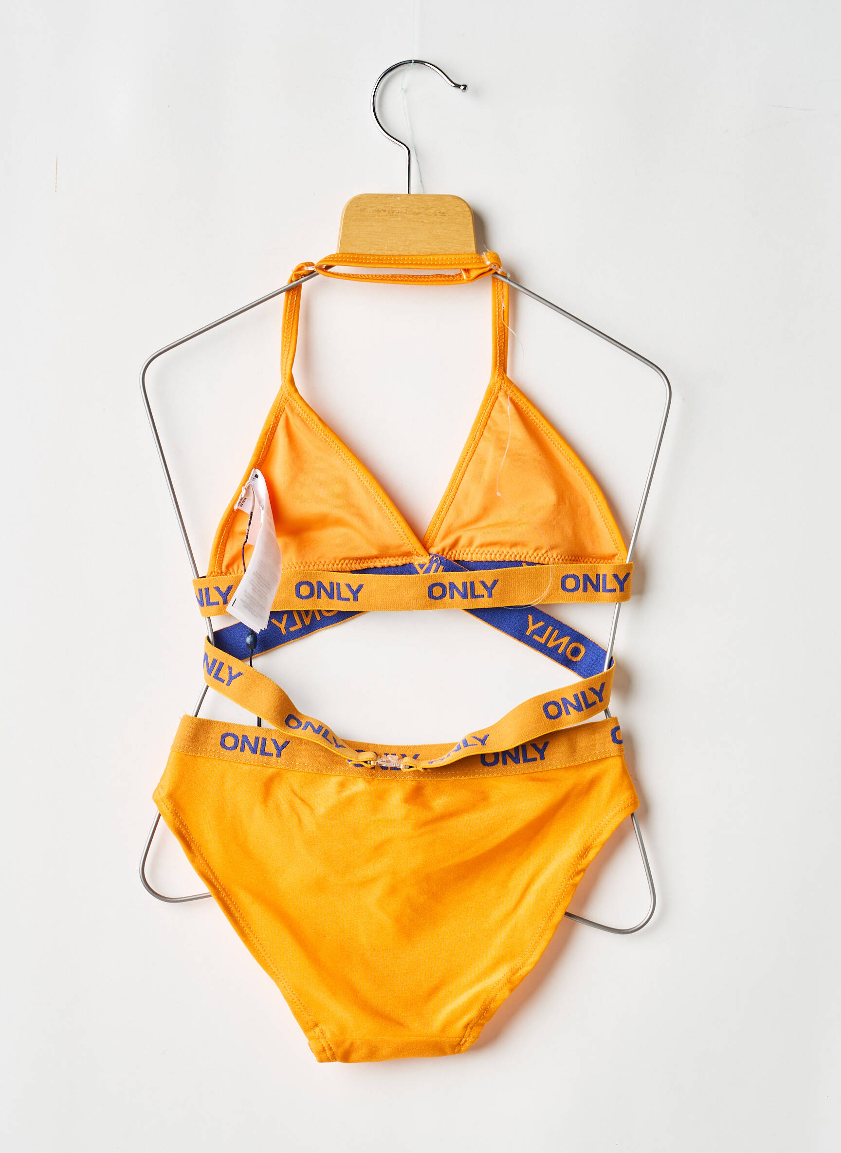 Costum de baie din două piese efect material satinat portocalie ONLY fată