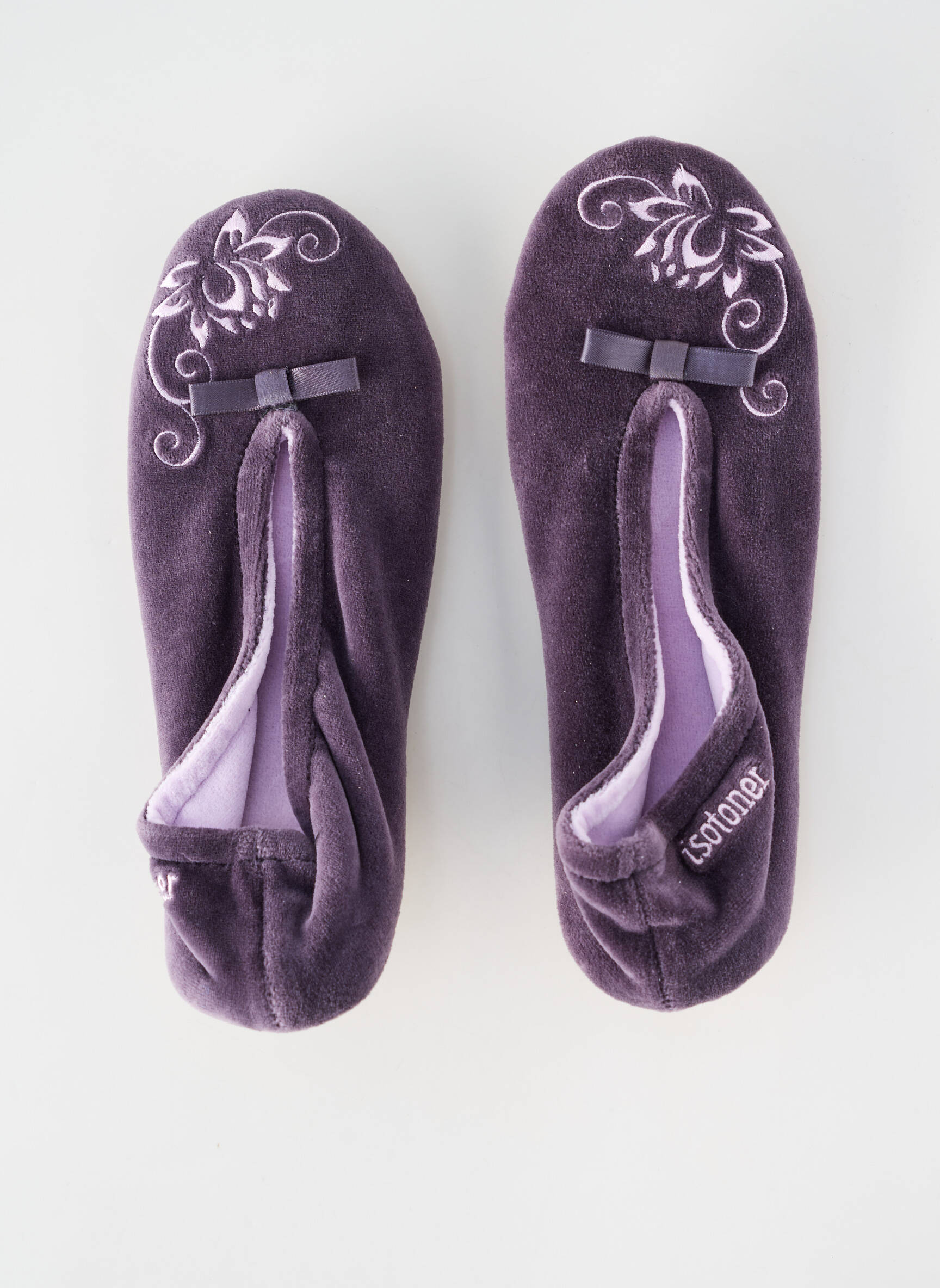 Papuci/pantofi de casă talpă exterioară din piele toc plat până la 3 cm violet ISOTONER femeie