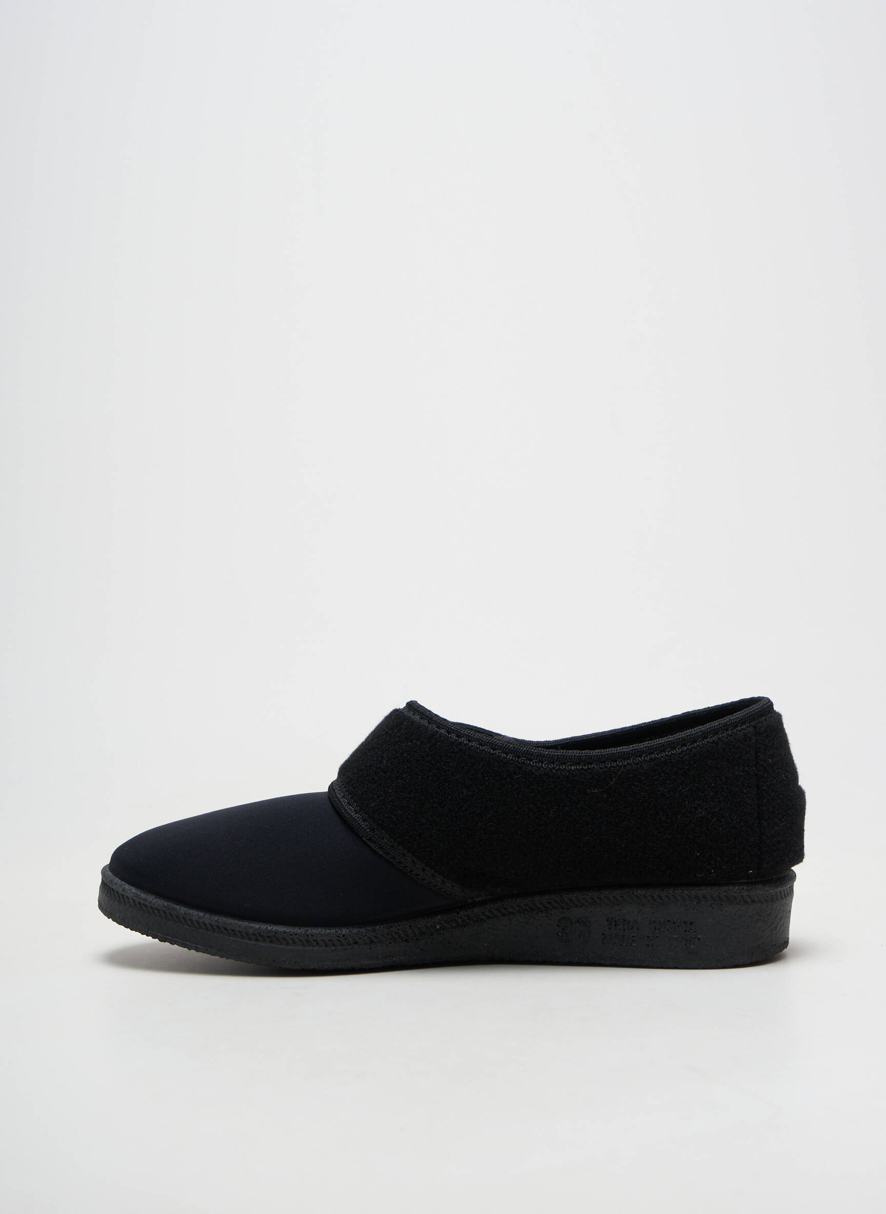 Papuci/pantofi de casă semi compensat toc plat până la 3 cm negru EMANUELA femeie