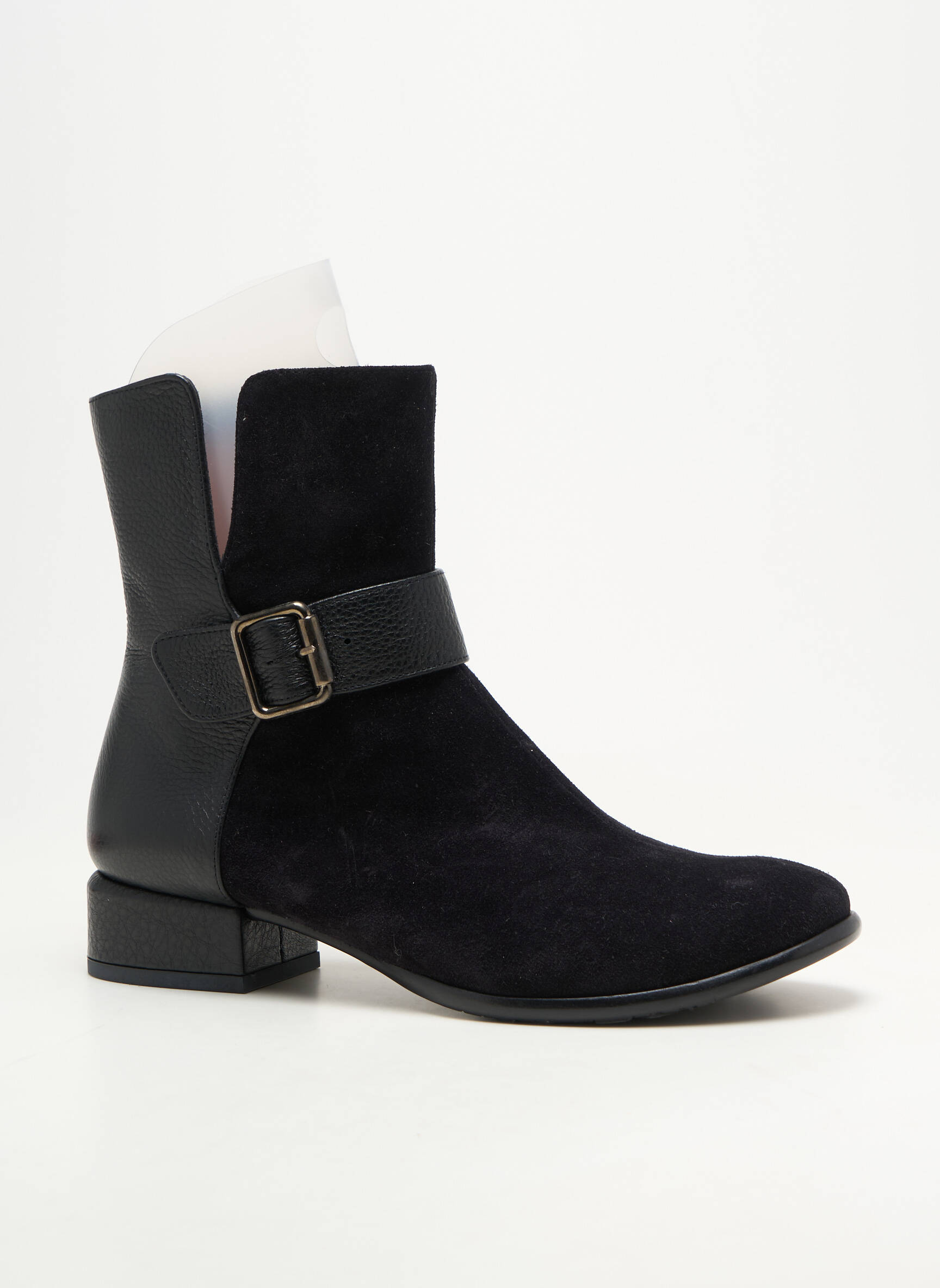 Botine/ghete toc mic toc plat până la 3 cm negru CHIE MIHARA femeie