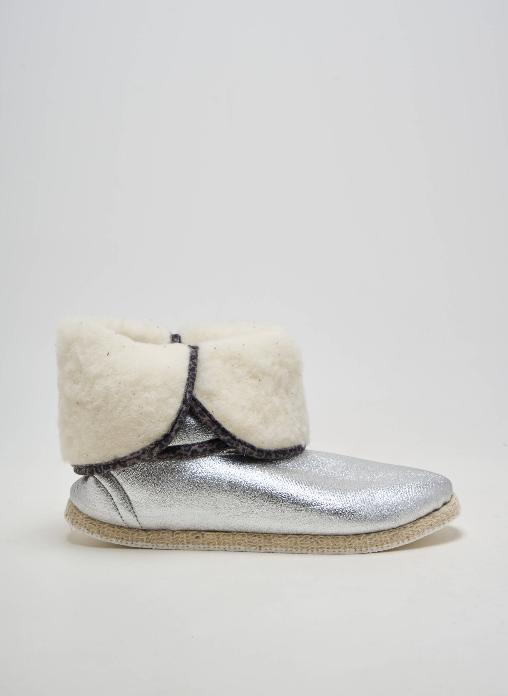Papuci/pantofi de casă țesătură satinată toc plat până la 3 cm argintiu L'ATELIER CHARENTAISES femeie