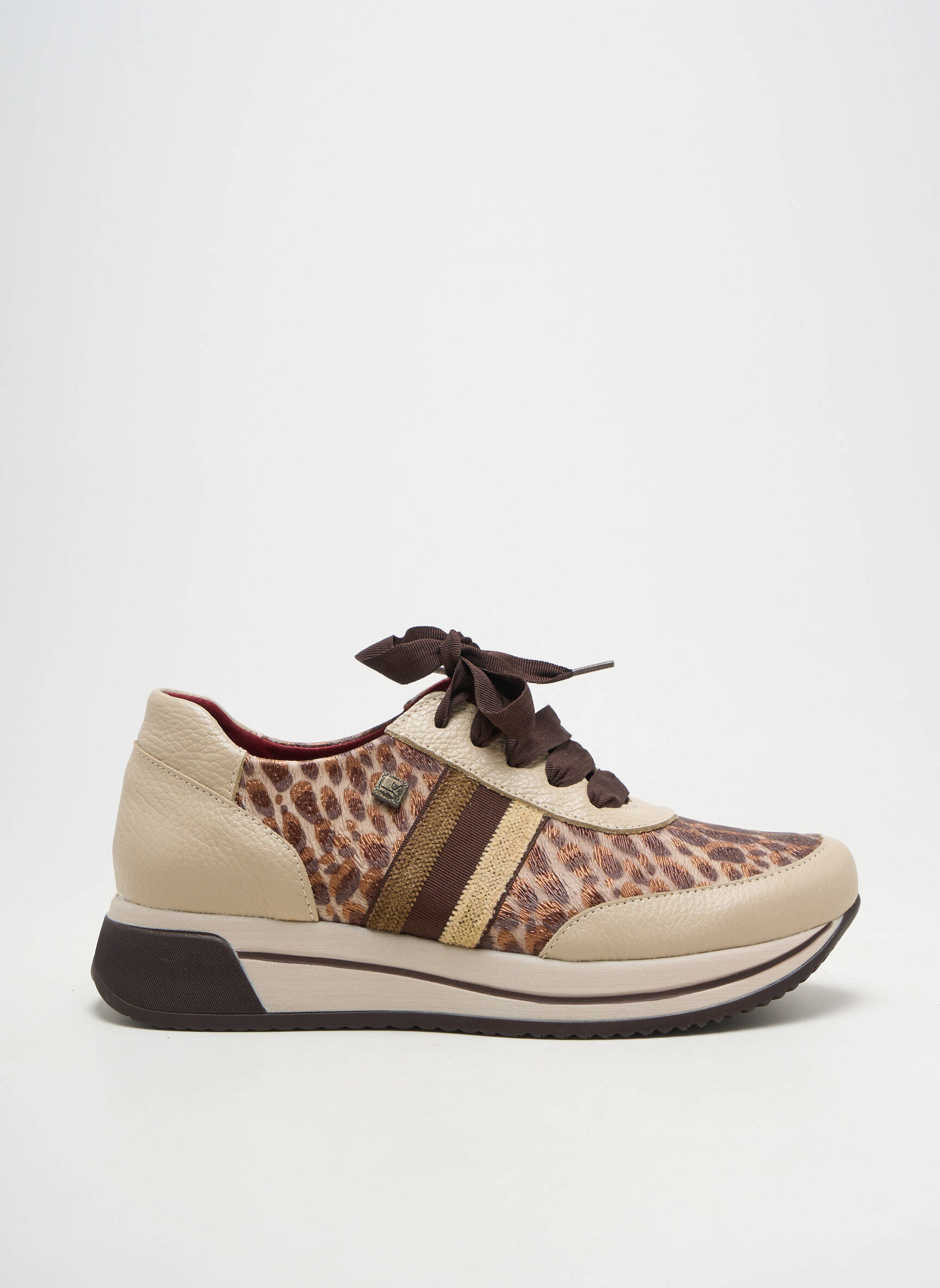 Adidași material neted toc plat până la 3 cm bej JOSE SAENZ femeie