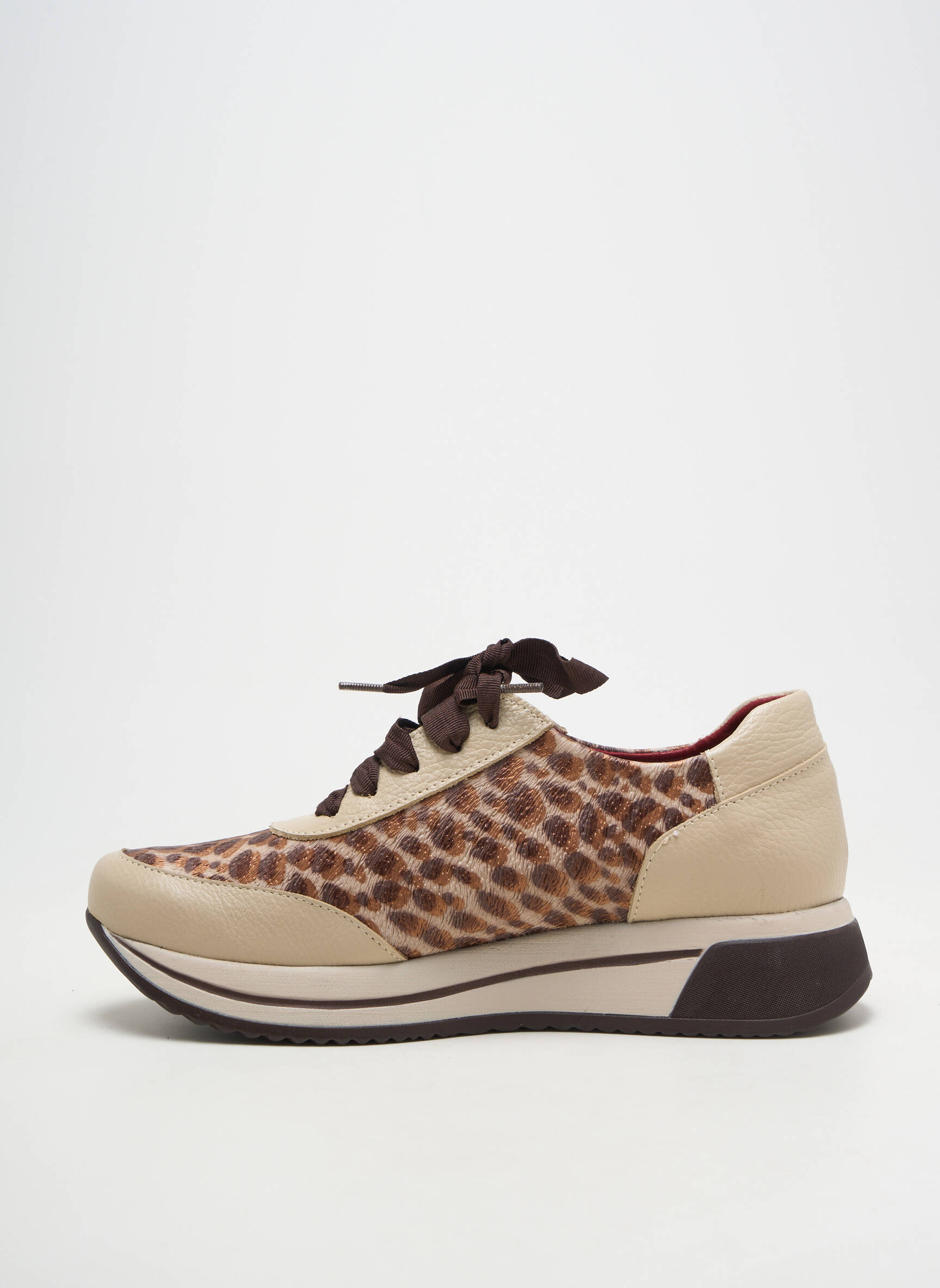 Adidași material neted toc plat până la 3 cm bej JOSE SAENZ femeie