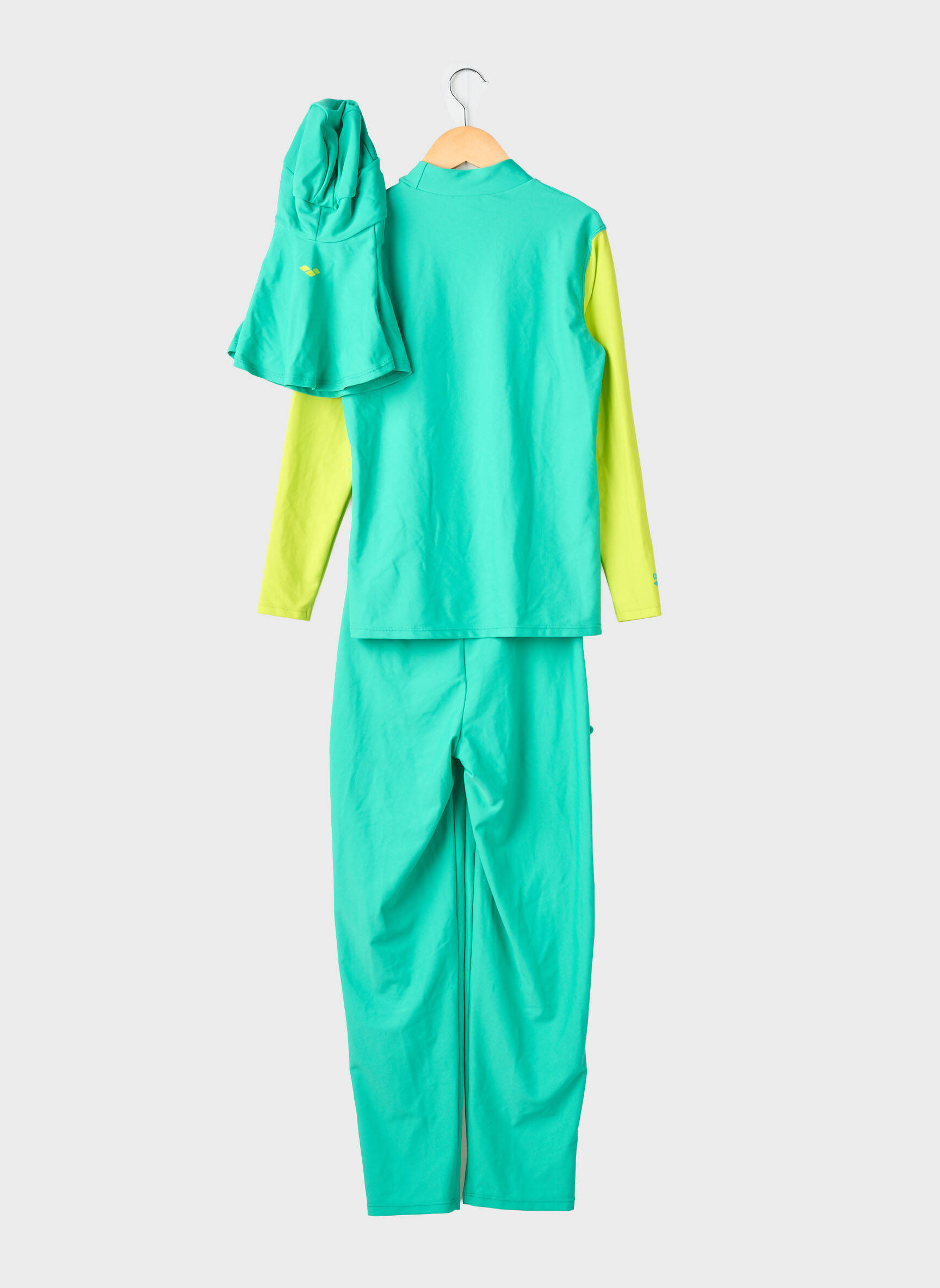 Set pantaloni mâneci lungi verde ARENA fată