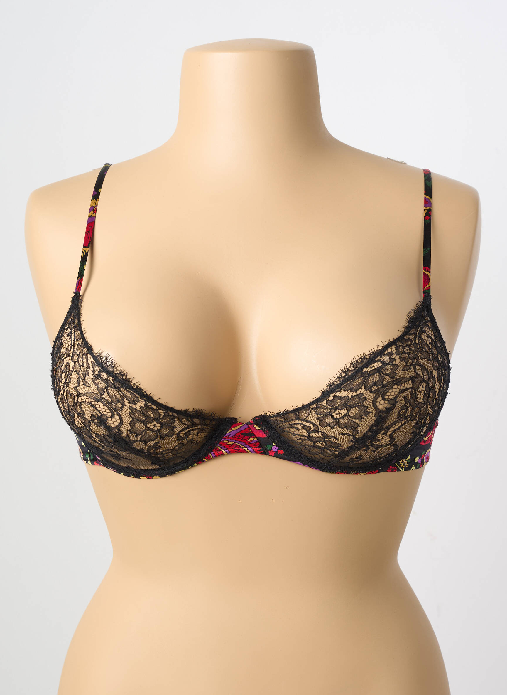 Sutien sutien balconet cu decolteu înalt sutien balconet cu decolteu înalt negru ANDRES SARDA femeie
