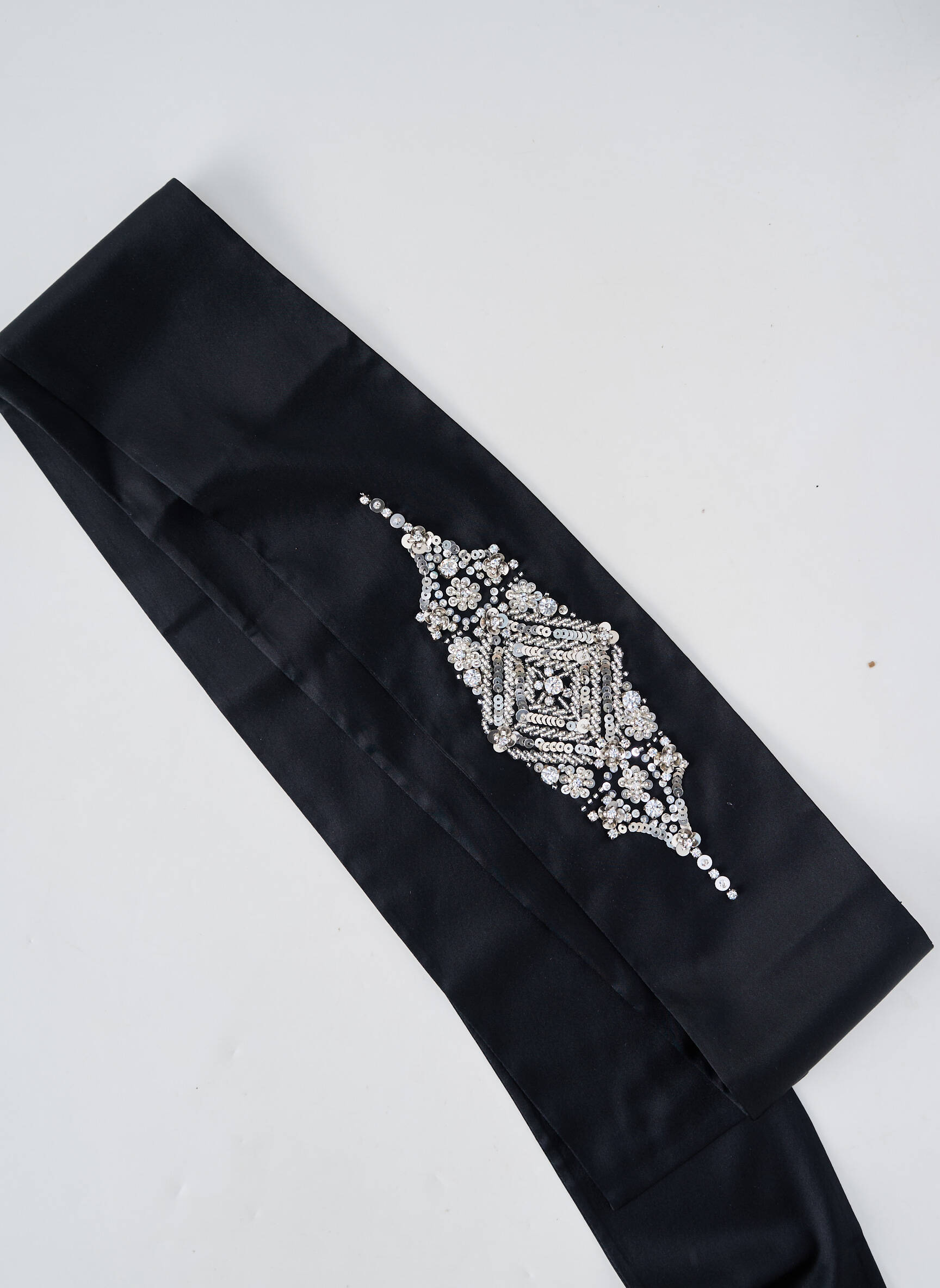 Curea efect material satinat negru LAUREL femeie
