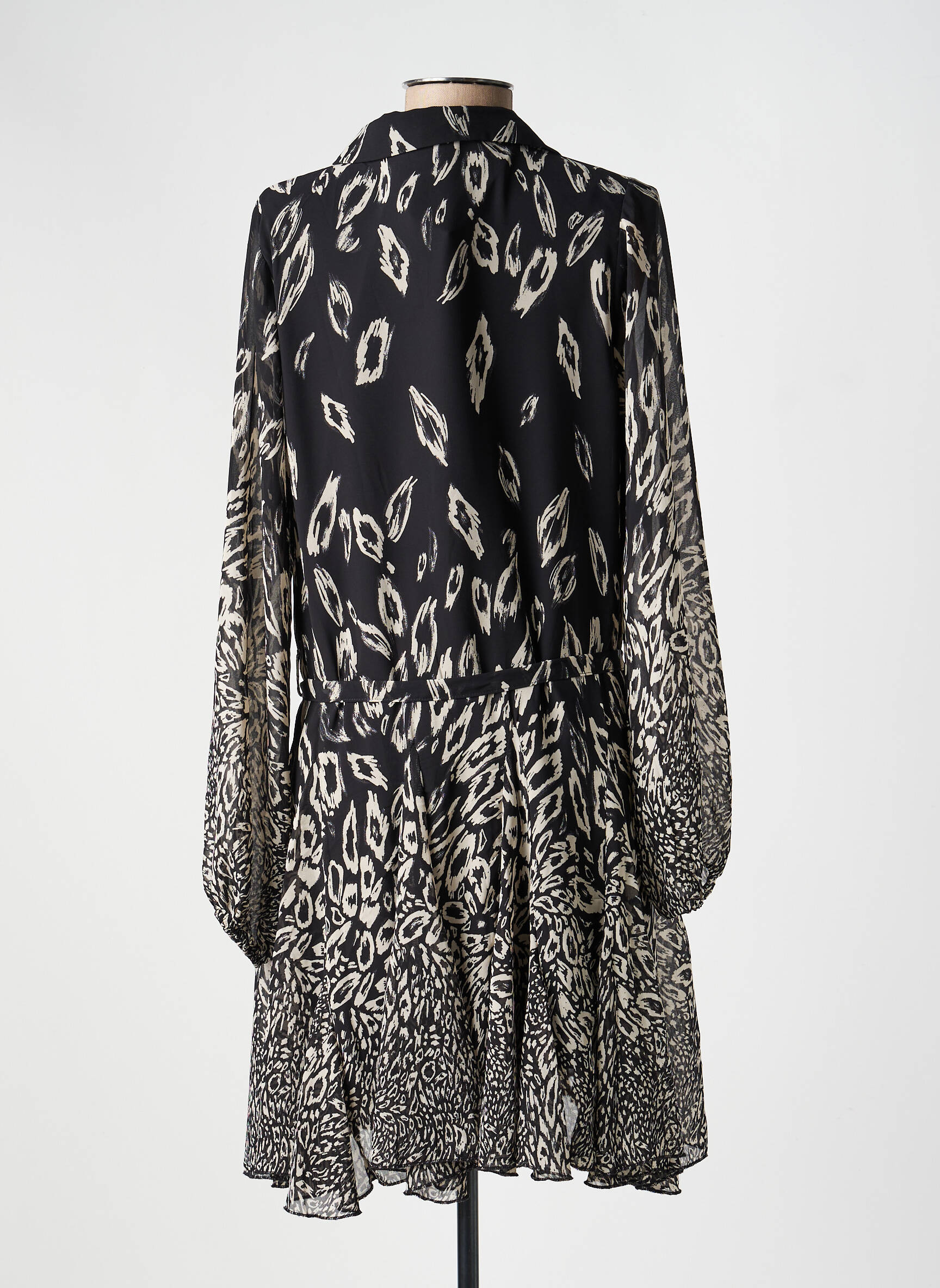 Rochie scurtă croială evazată mâneci lungi negru MOLLY BRACKEN femeie