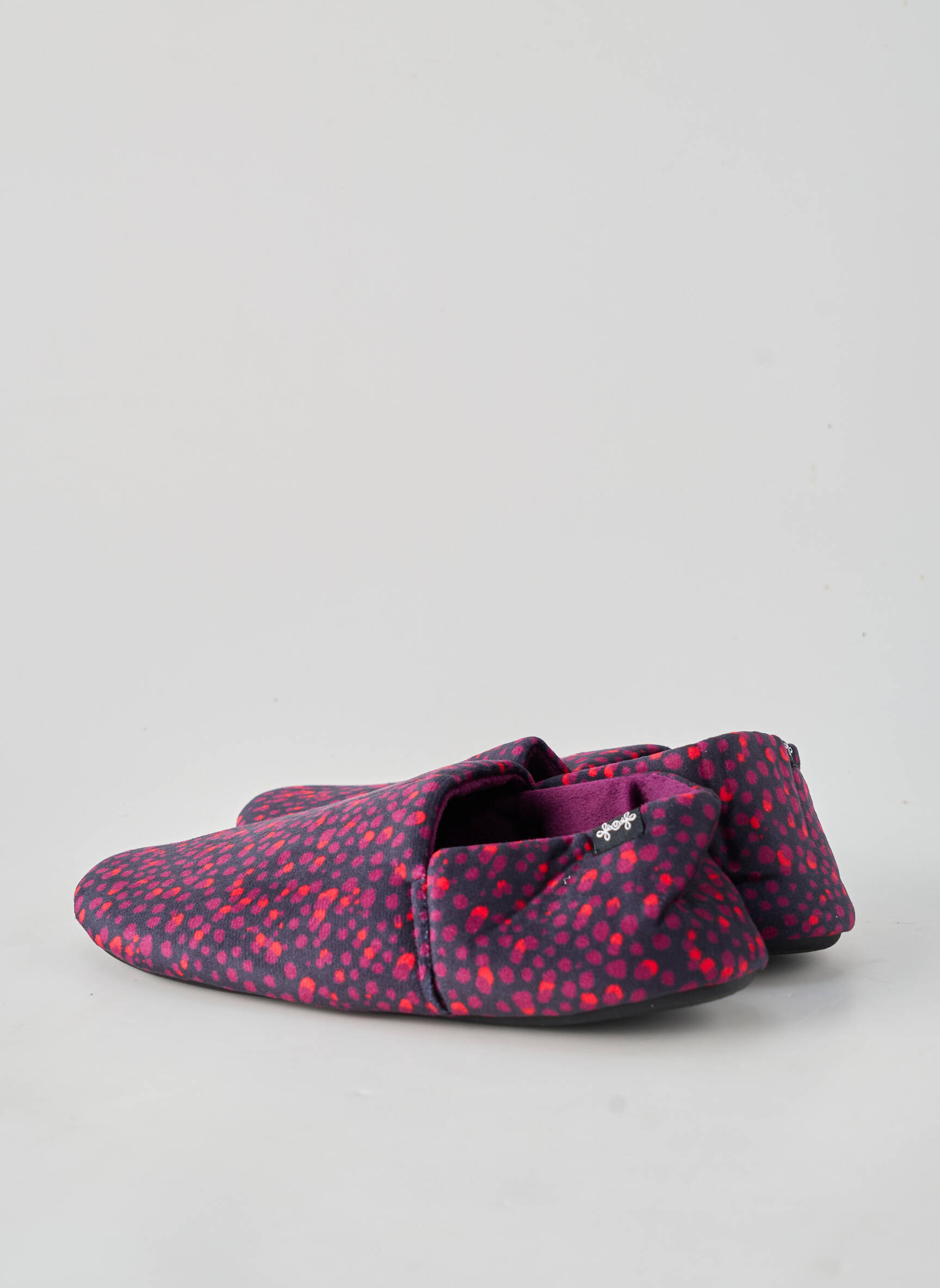 Papuci/pantofi de casă vârf rotund toc plat până la 3 cm violet LA FIANCÉE femeie
