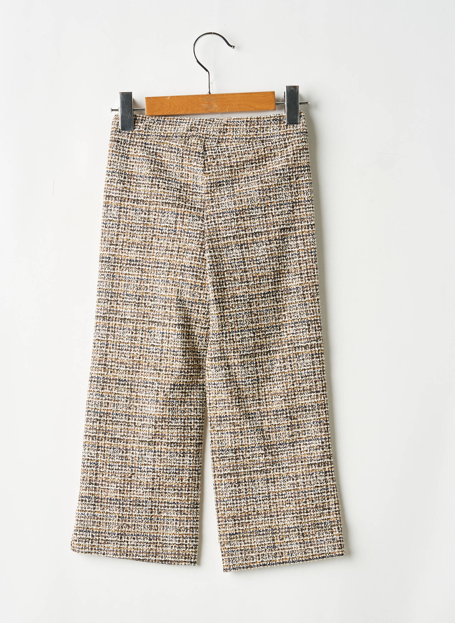 Pantalon drept închidere cu fermoar sub clapetă cu nasturi talie elastică bej LEVV LABEL fată