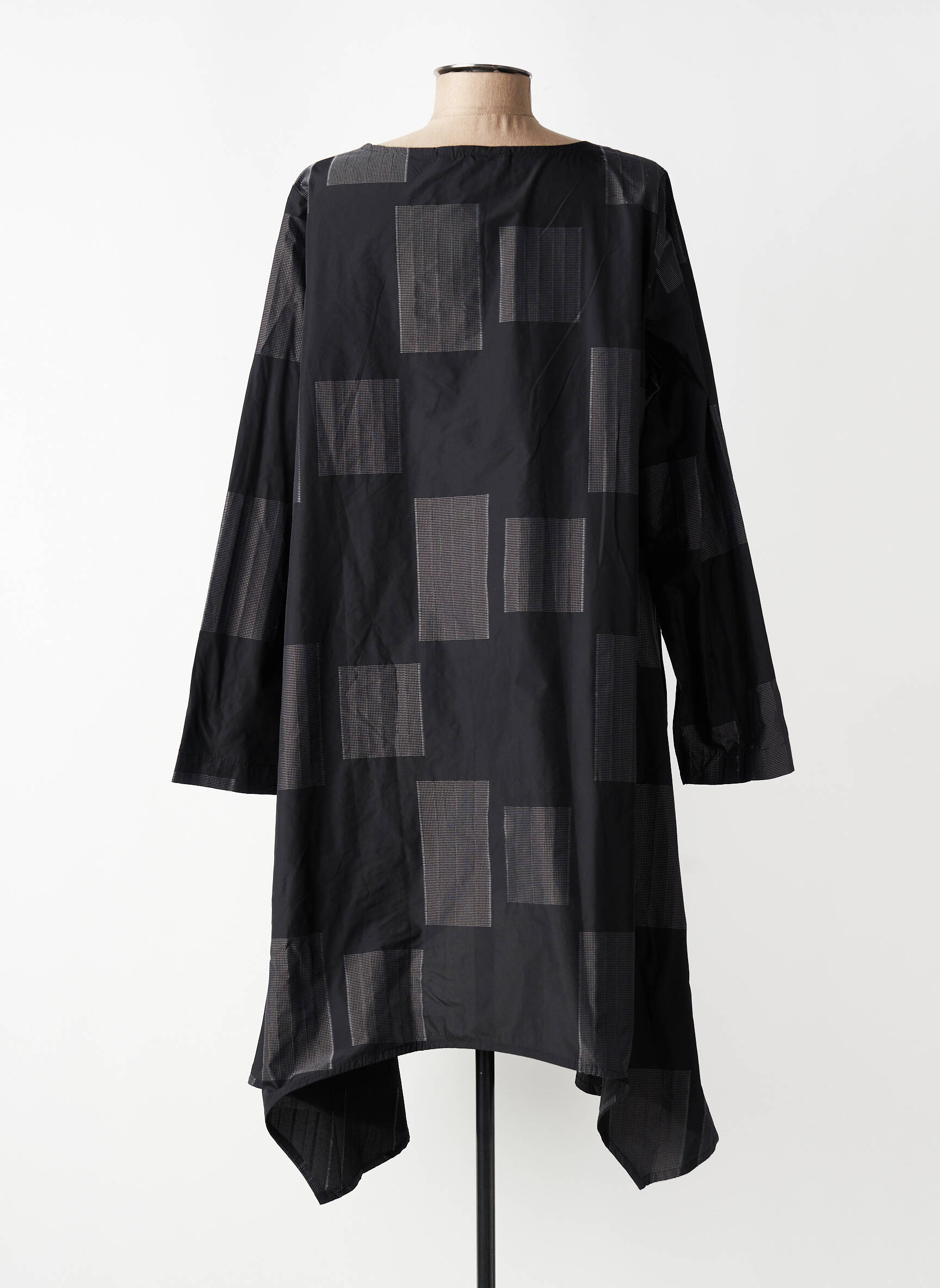 Tunică mâneci lungi guler rotund negru URBAN BY ALEMBIKA femeie