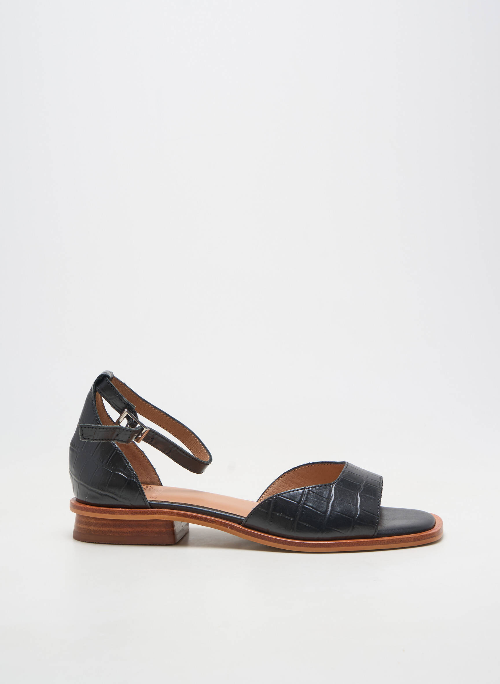 Sandale/pantofi decupați material neted toc plat până la 3 cm negru EMILIE KARSTON femeie