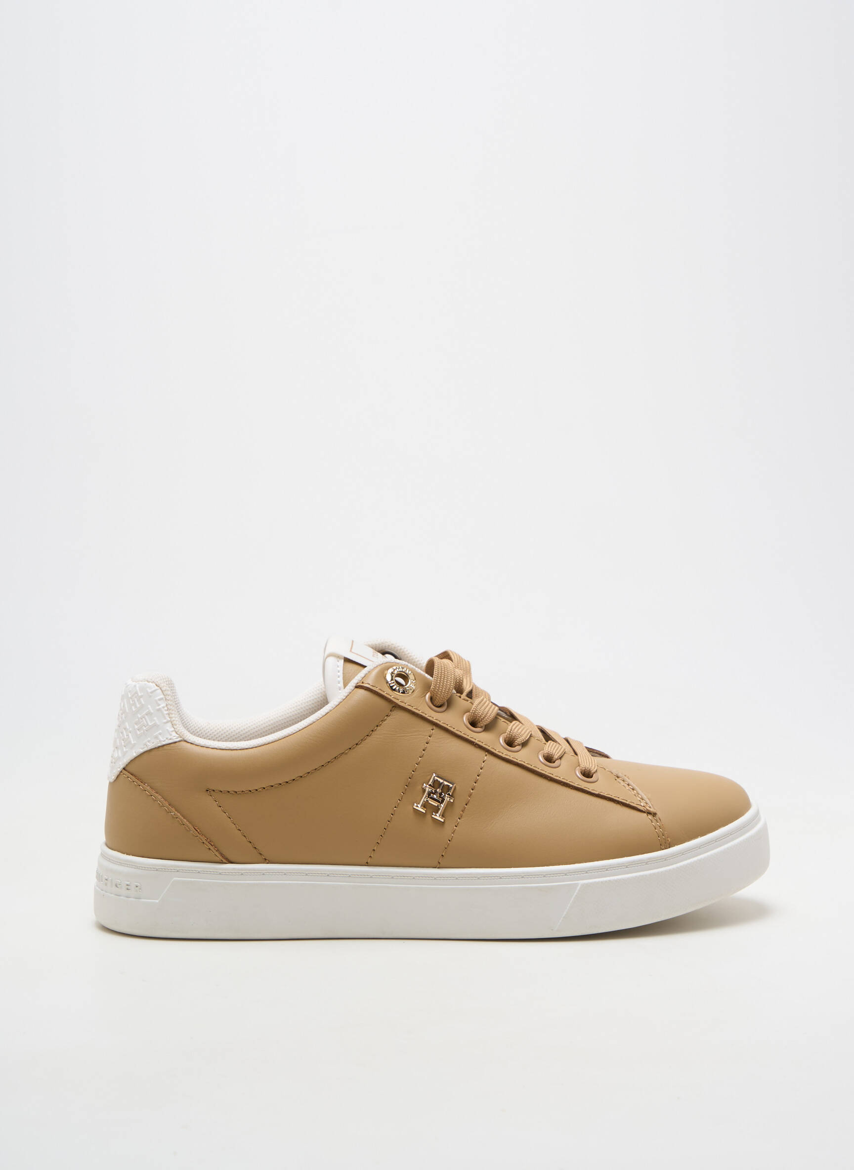 Adidași material neted toc plat până la 3 cm maro TOMMY HILFIGER femeie