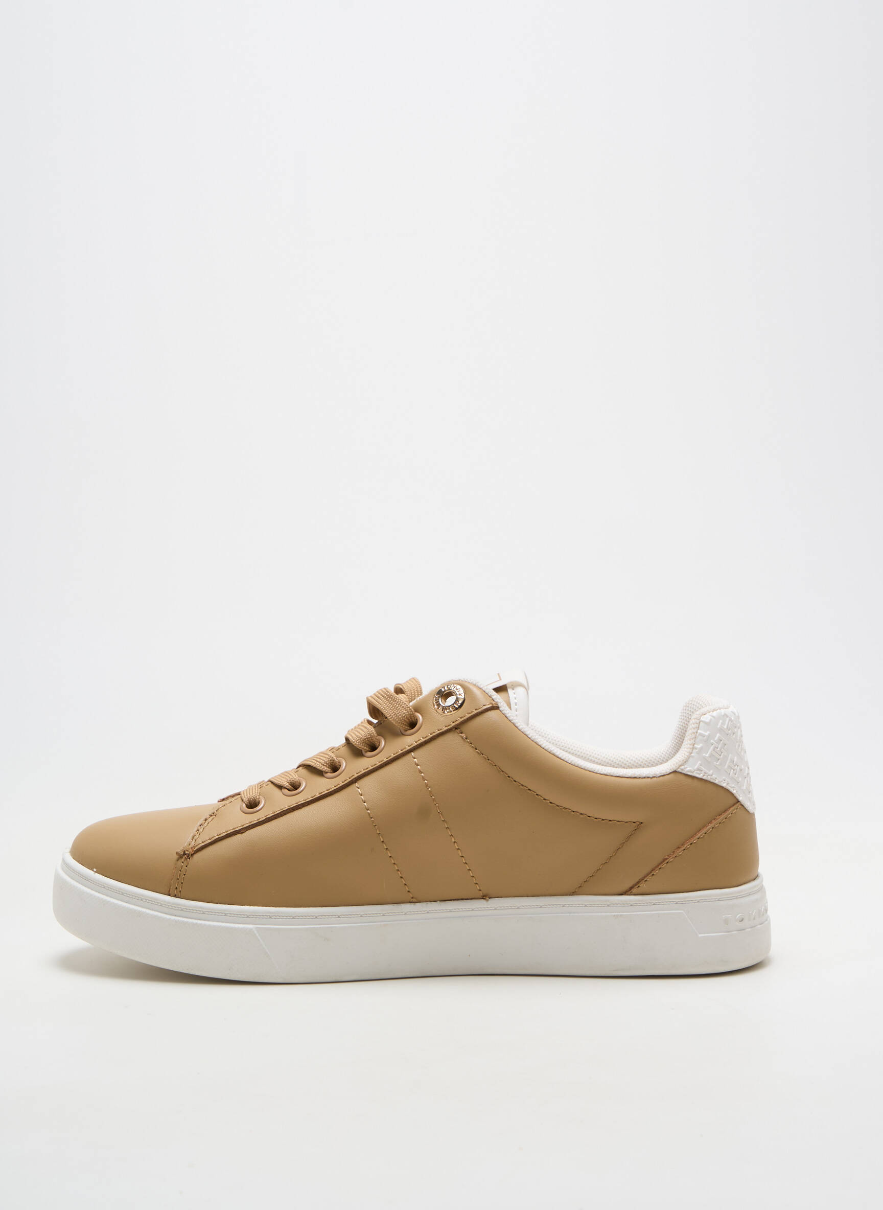 Adidași material neted toc plat până la 3 cm maro TOMMY HILFIGER femeie