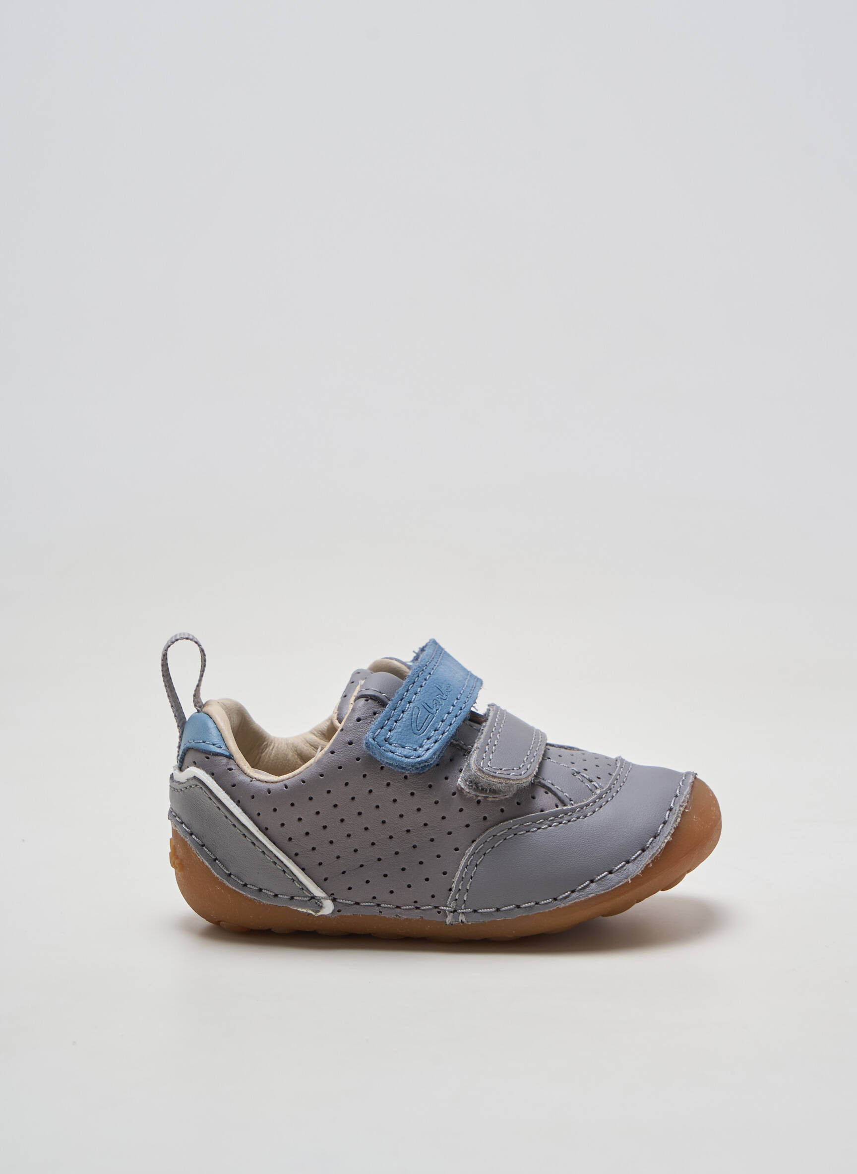 Adidași material neted vârf rotund gri CLARKS băiat