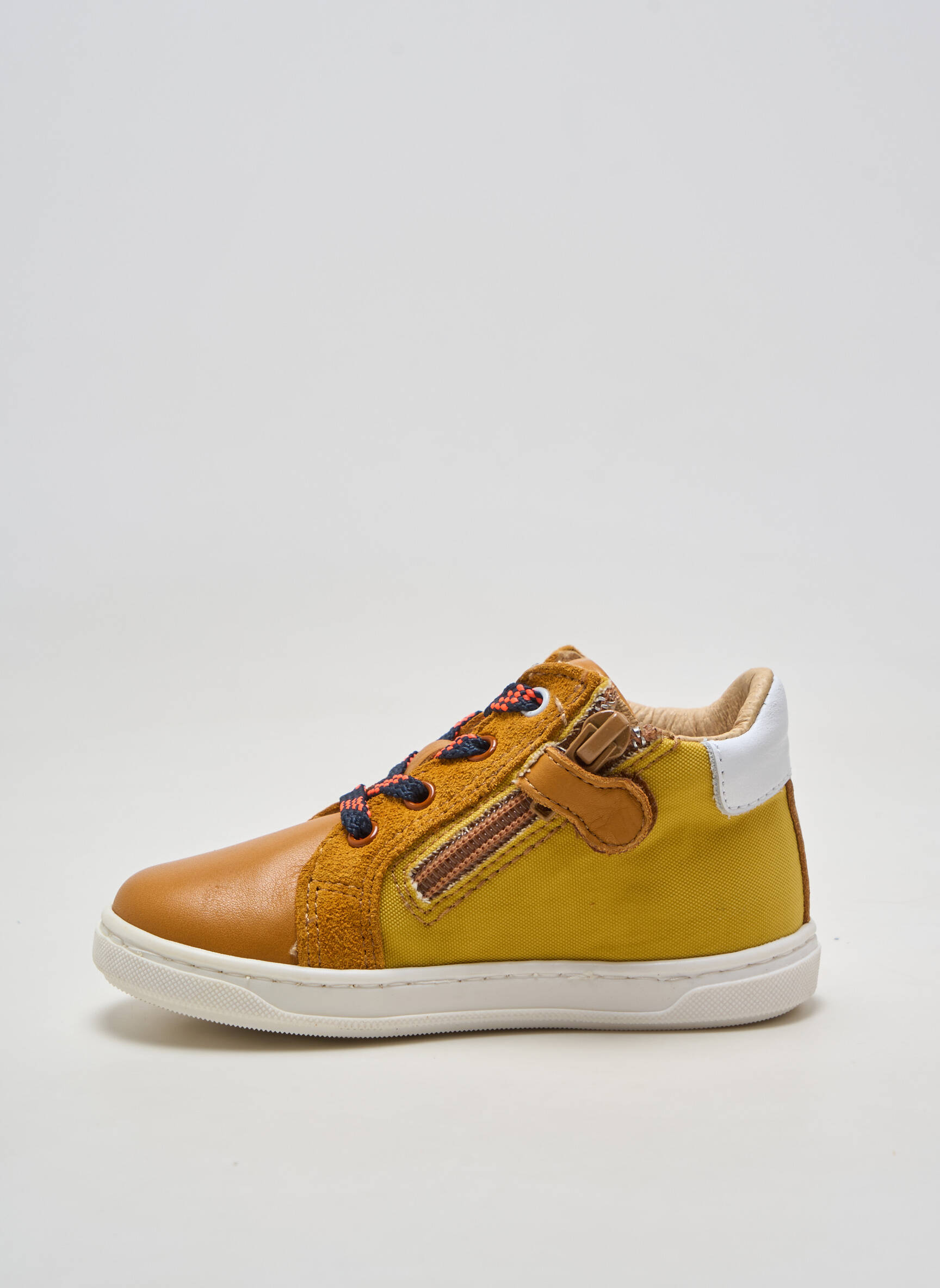 Adidași material neted vârf rotund galben ACEBOS băiat
