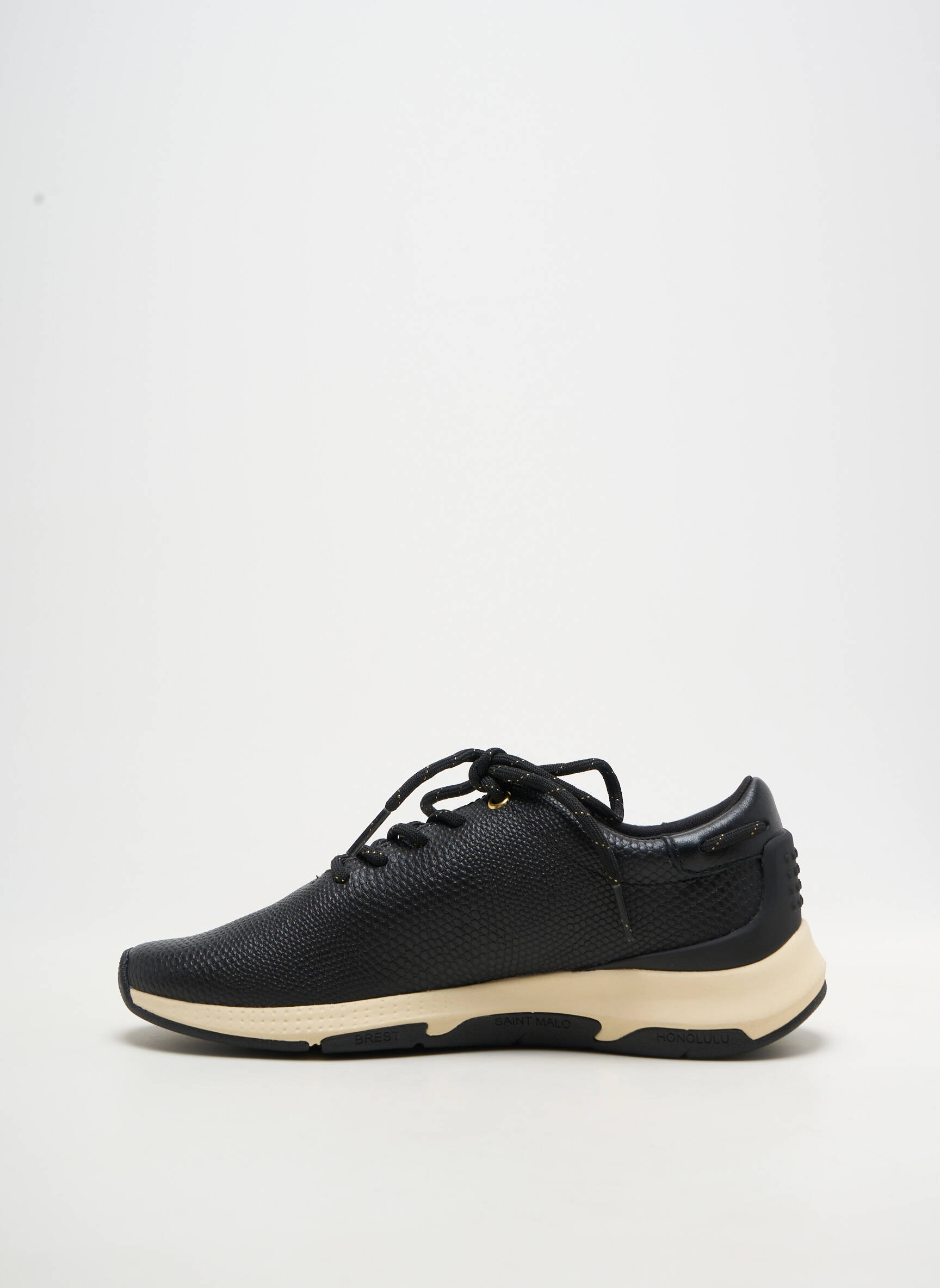 Adidași material neted toc plat până la 3 cm negru TBS femeie