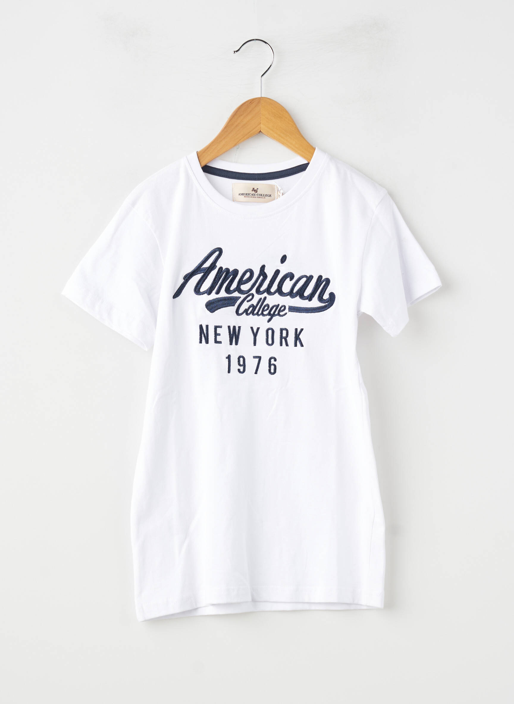 Tricou elasticitate mâneci scurte alb AMERICAN COLLEGE băiat