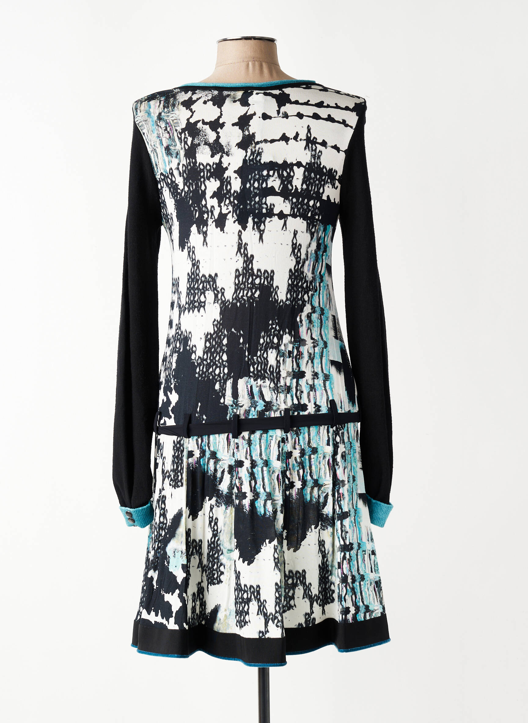 Rochie midi imprimeu fantezie mâneci lungi negru TRICOT CHIC femeie