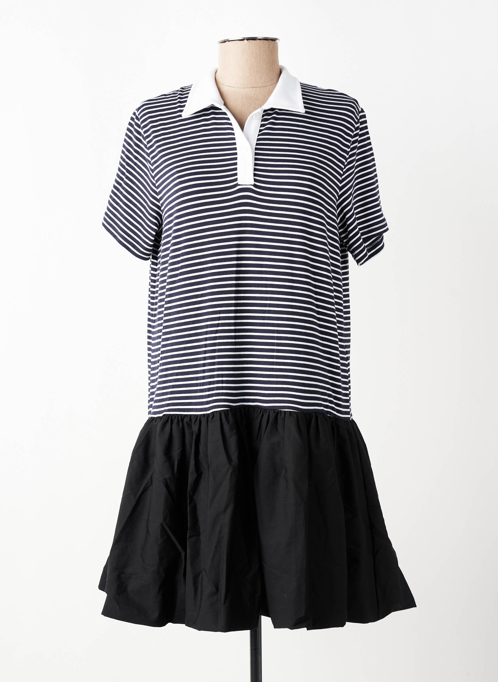Rochie scurtă mâneci scurte mâneci scurte negru HPDP (HYPE DROP) femeie