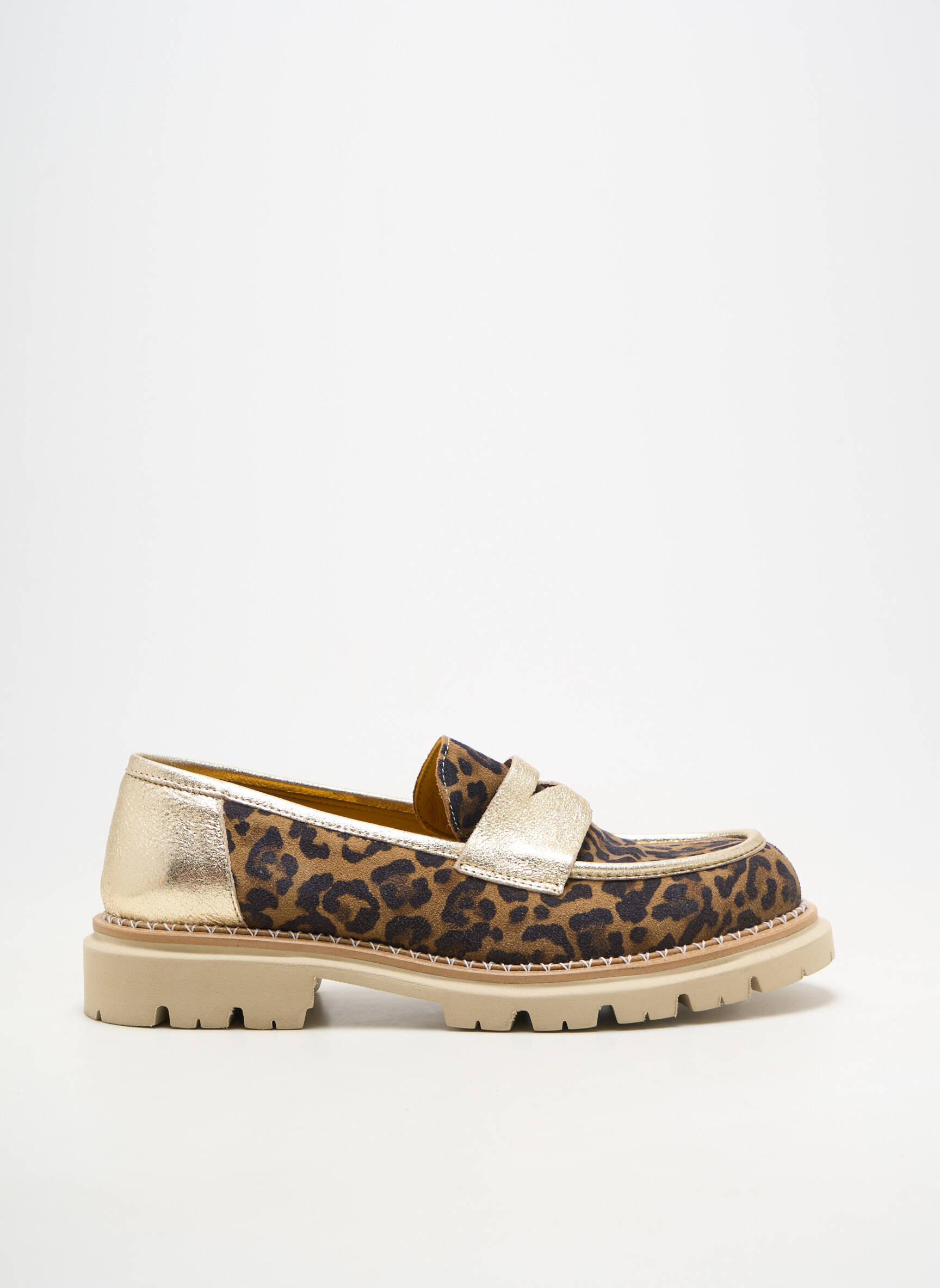 Mocasini material neted toc de 4 la 6 cm maro MAT:20 femeie