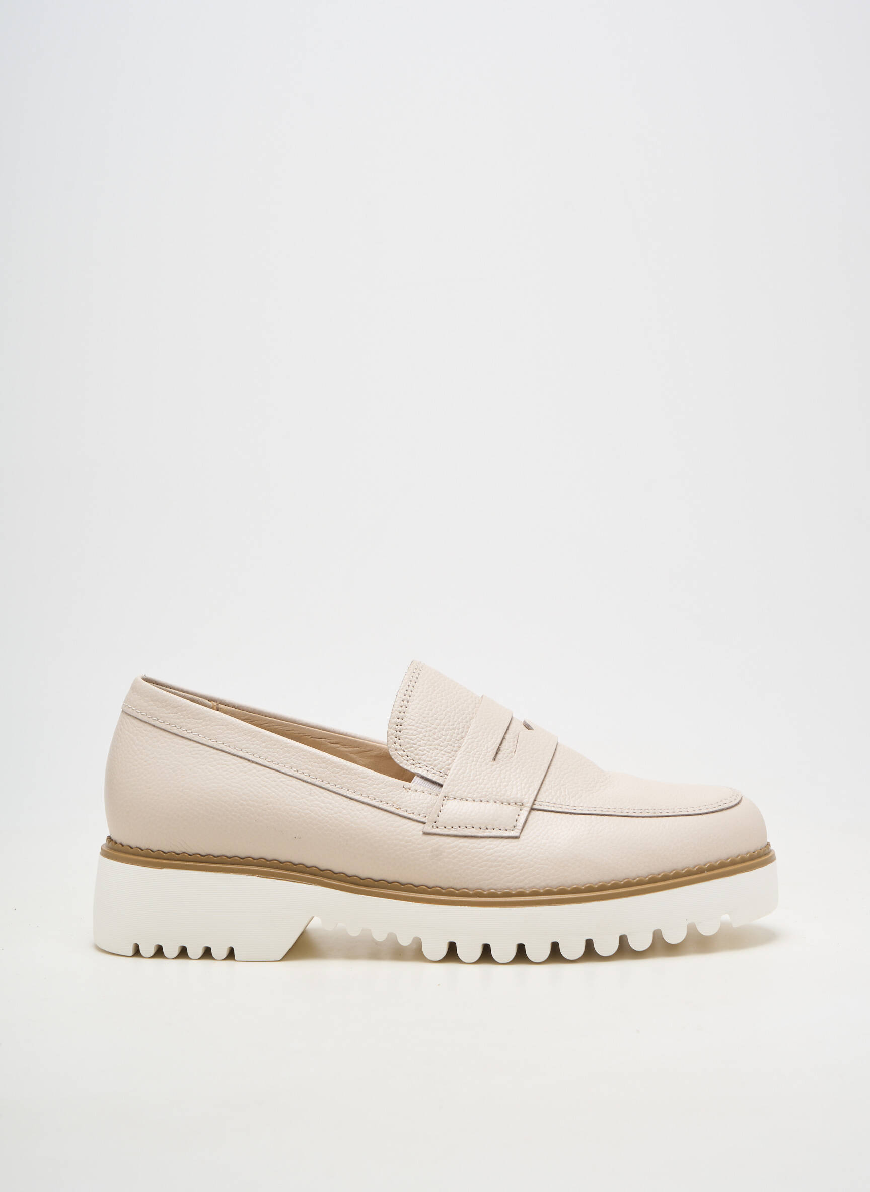Mocasini material neted toc de 4 la 6 cm bej GABOR femeie