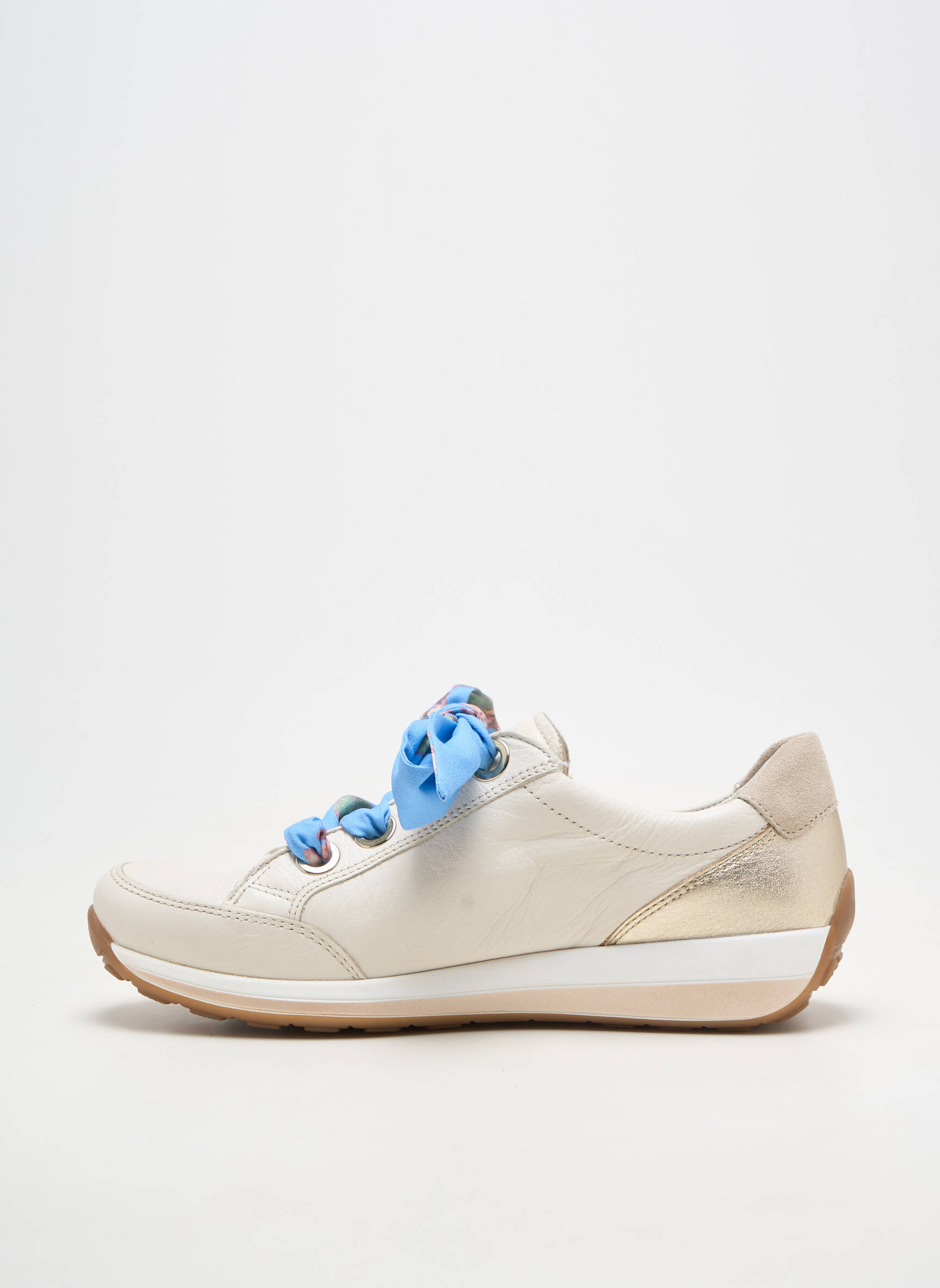Adidași material neted toc plat până la 3 cm bej ARA femeie