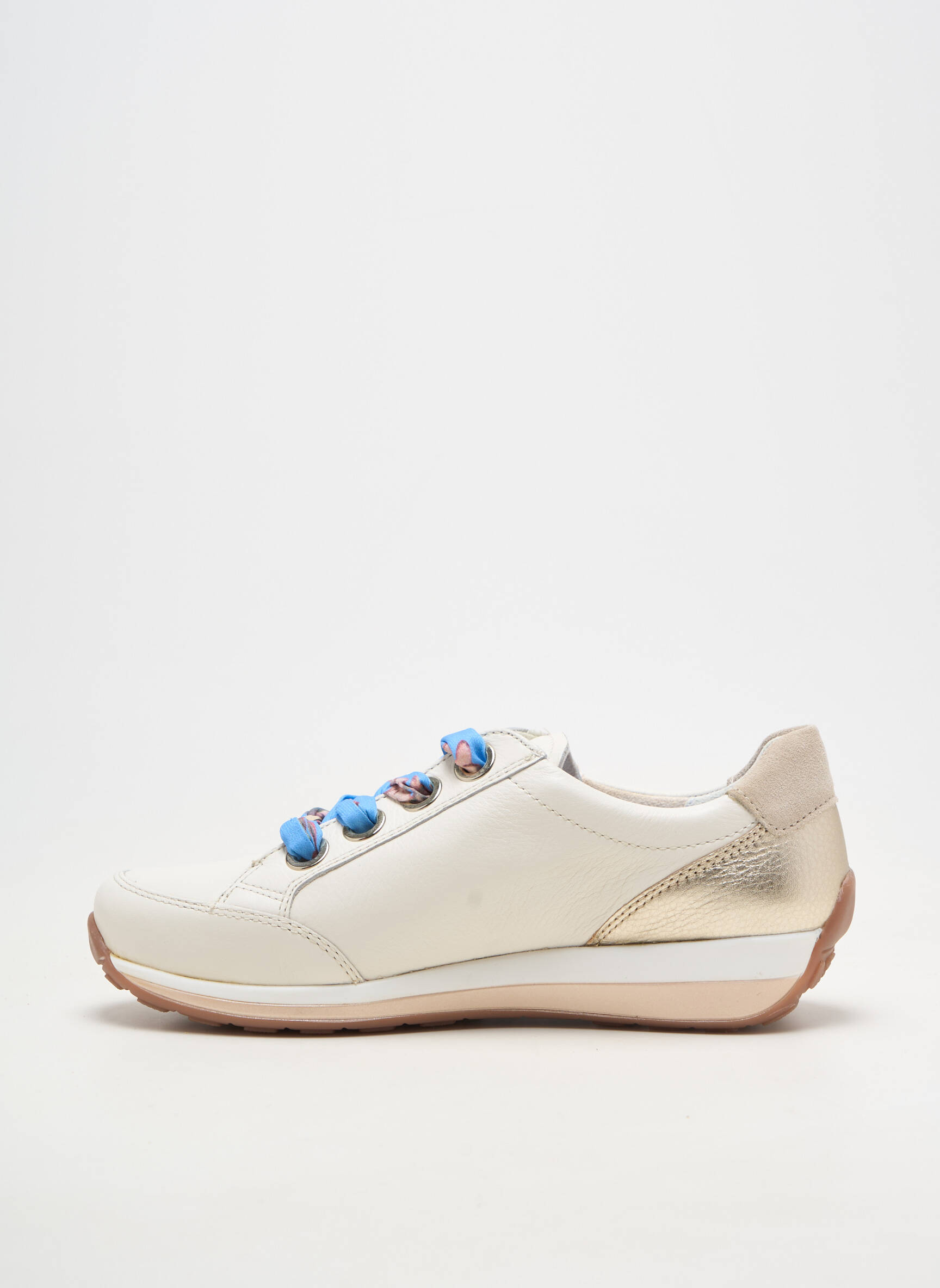Adidași material neted toc plat până la 3 cm bej ARA femeie