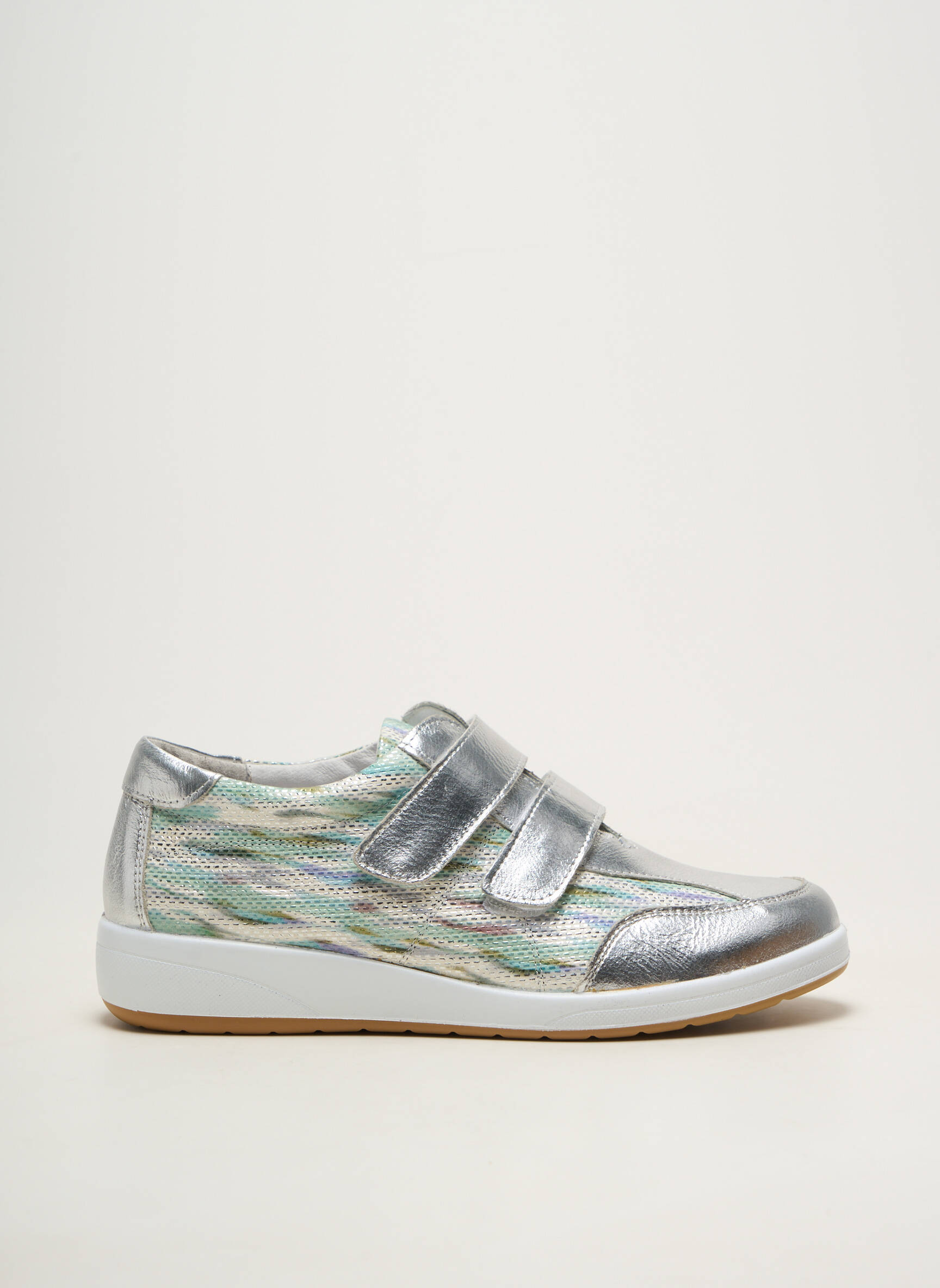 Adidași material neted toc plat până la 3 cm argintiu INFINI femeie