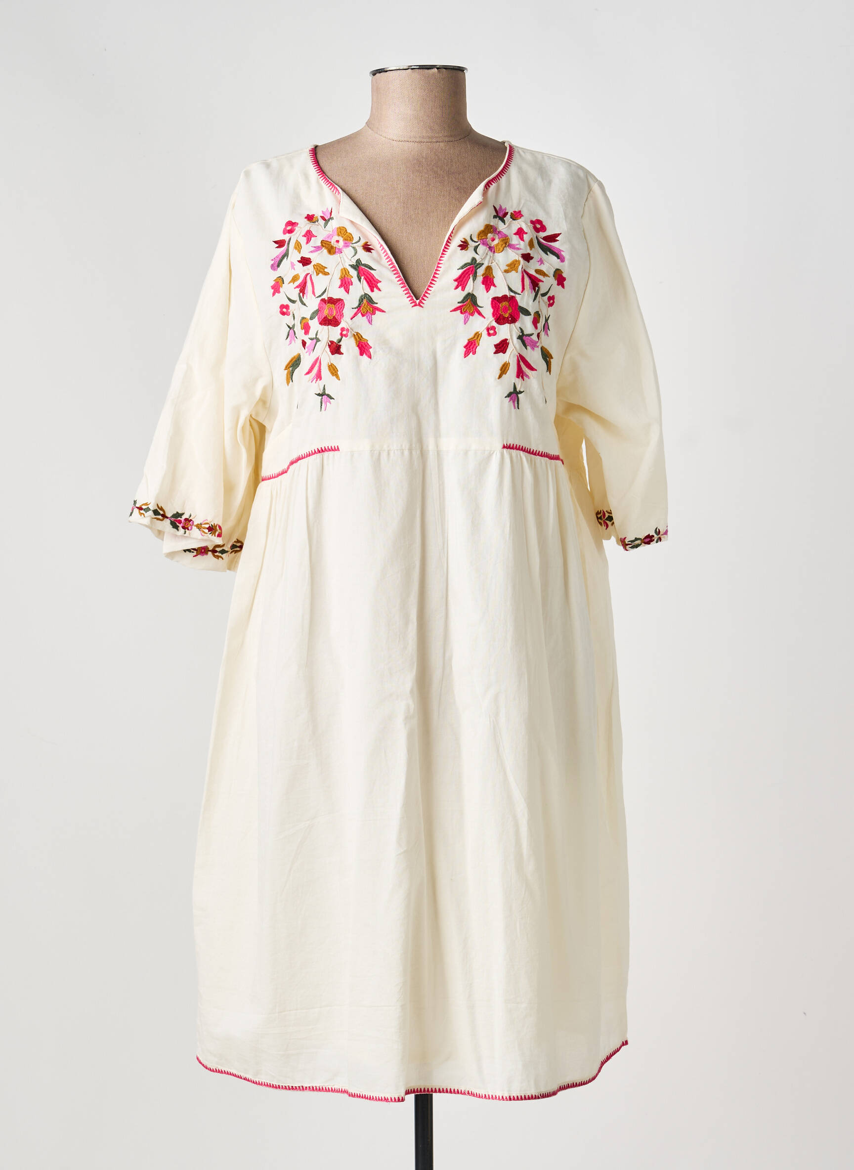 Rochie midi mâneci 3/4 mâneci 3/4 bej MD'M femeie
