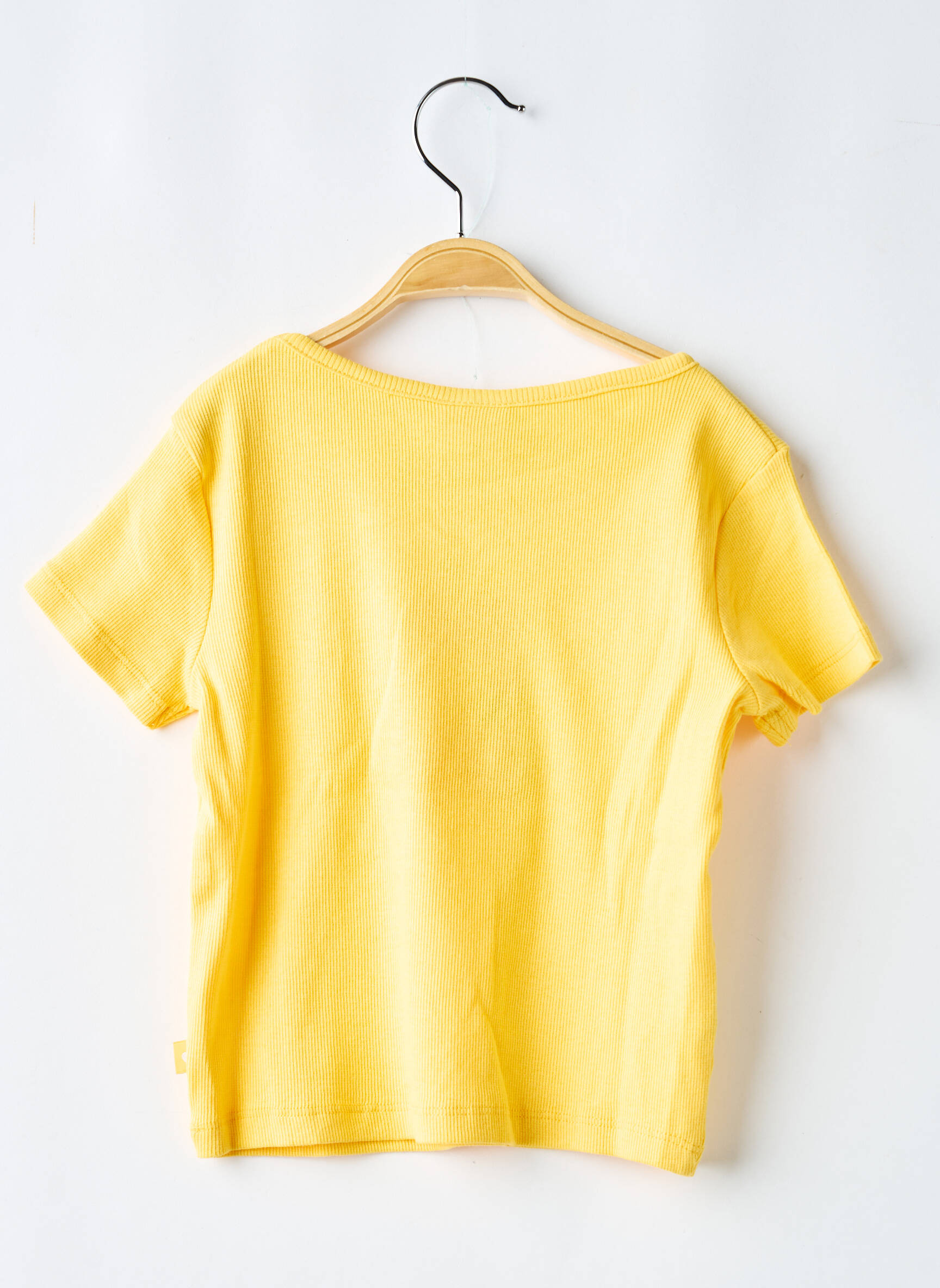 Tricou elasticitate mâneci scurte galben BOBOLI fată
