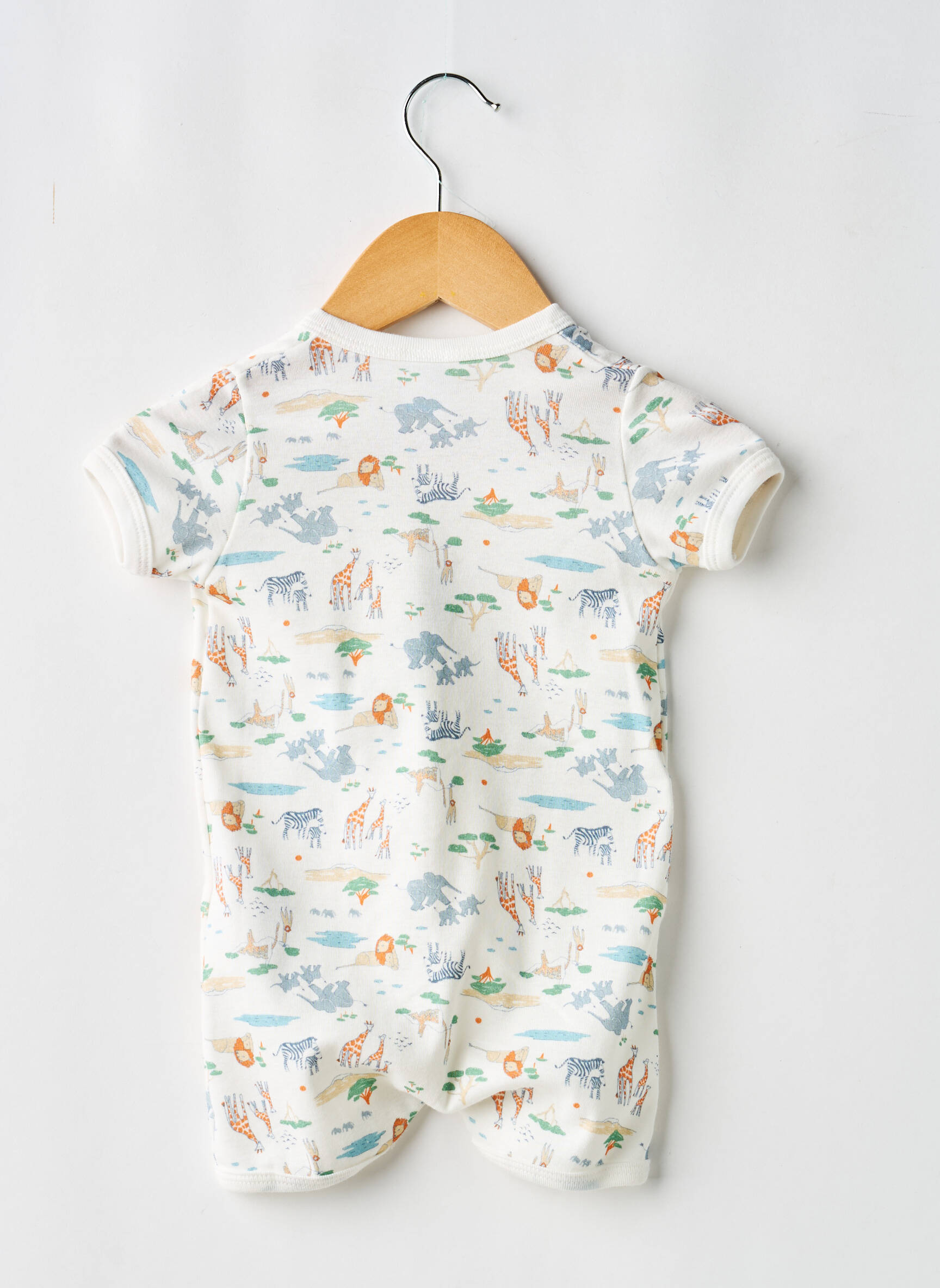 Salopetă scurtă imprimeu fantezie mâneci scurte alb PETIT BATEAU băiat