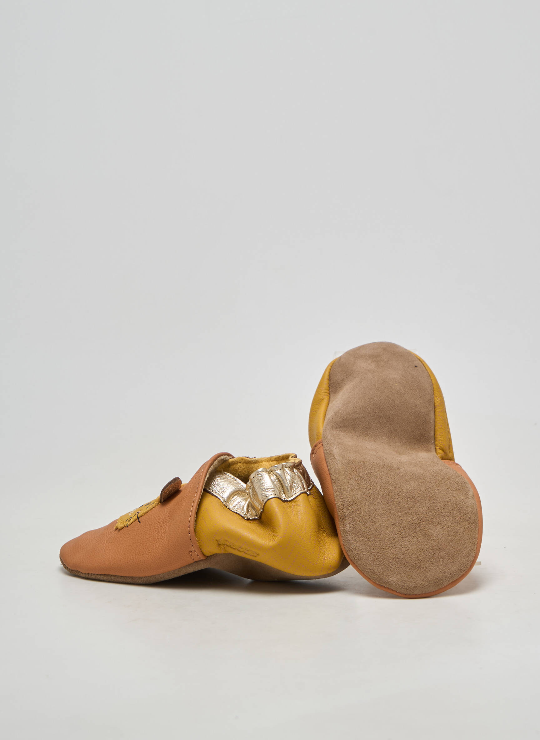 Papuci/pantofi de casă material neted vârf rotund maro ROBEEZ fată