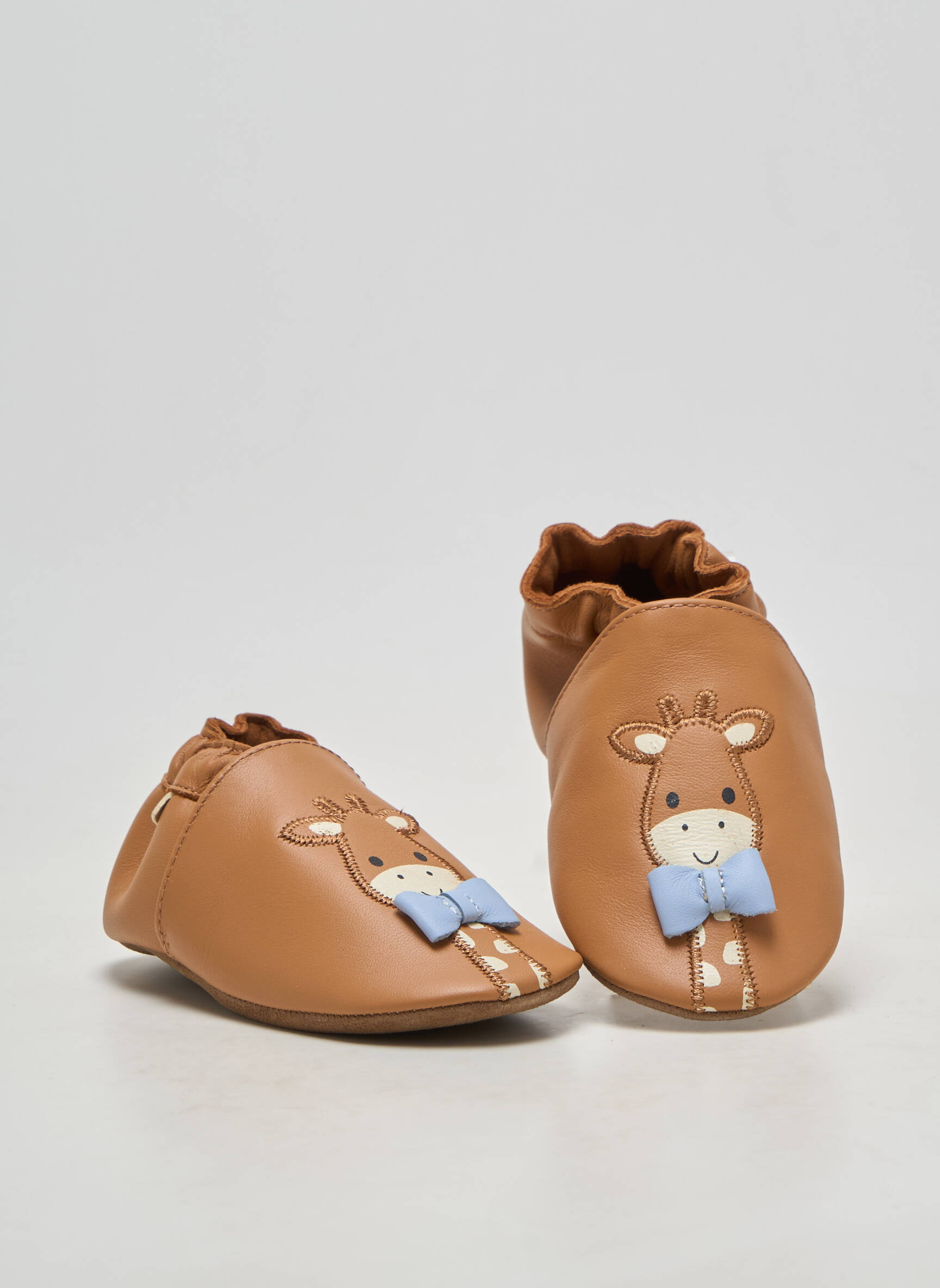 Papuci/pantofi de casă material neted vârf rotund maro ROBEEZ copil