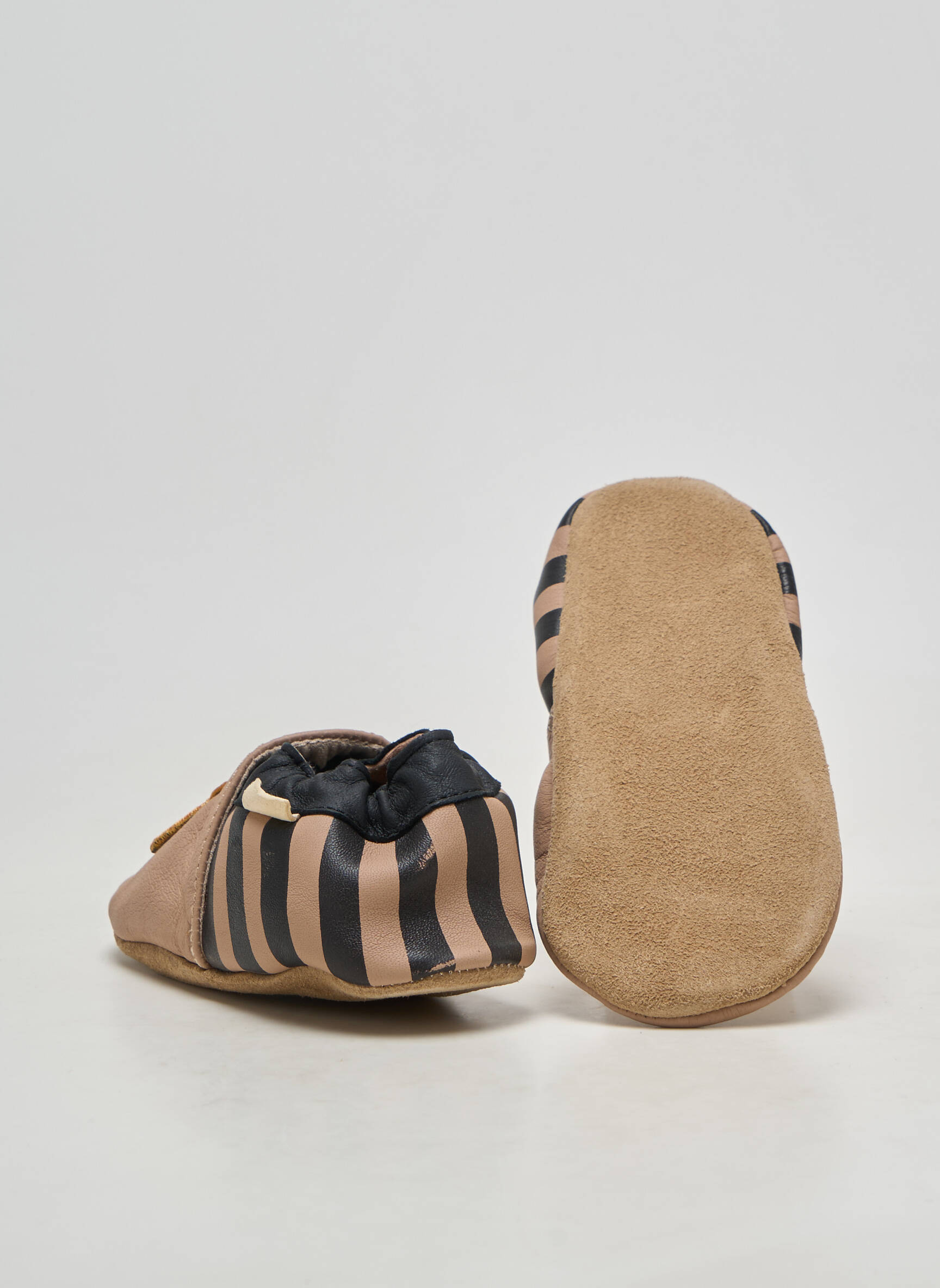 Papuci/pantofi de casă material neted vârf rotund maro ROBEEZ băiat