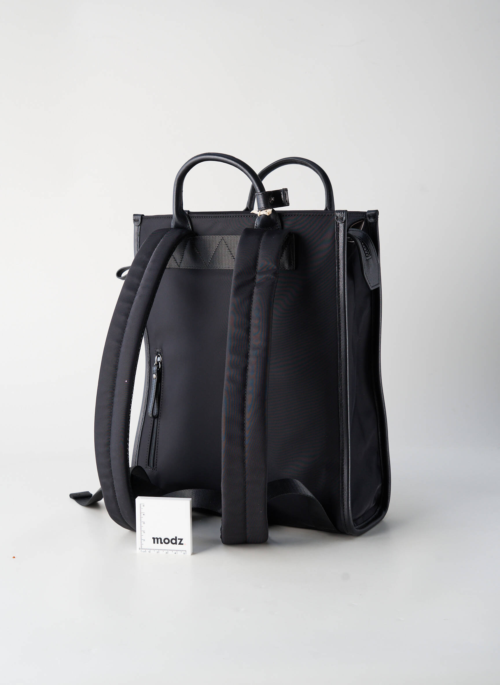 Rucsac buzunare negru NAT & NIN femeie