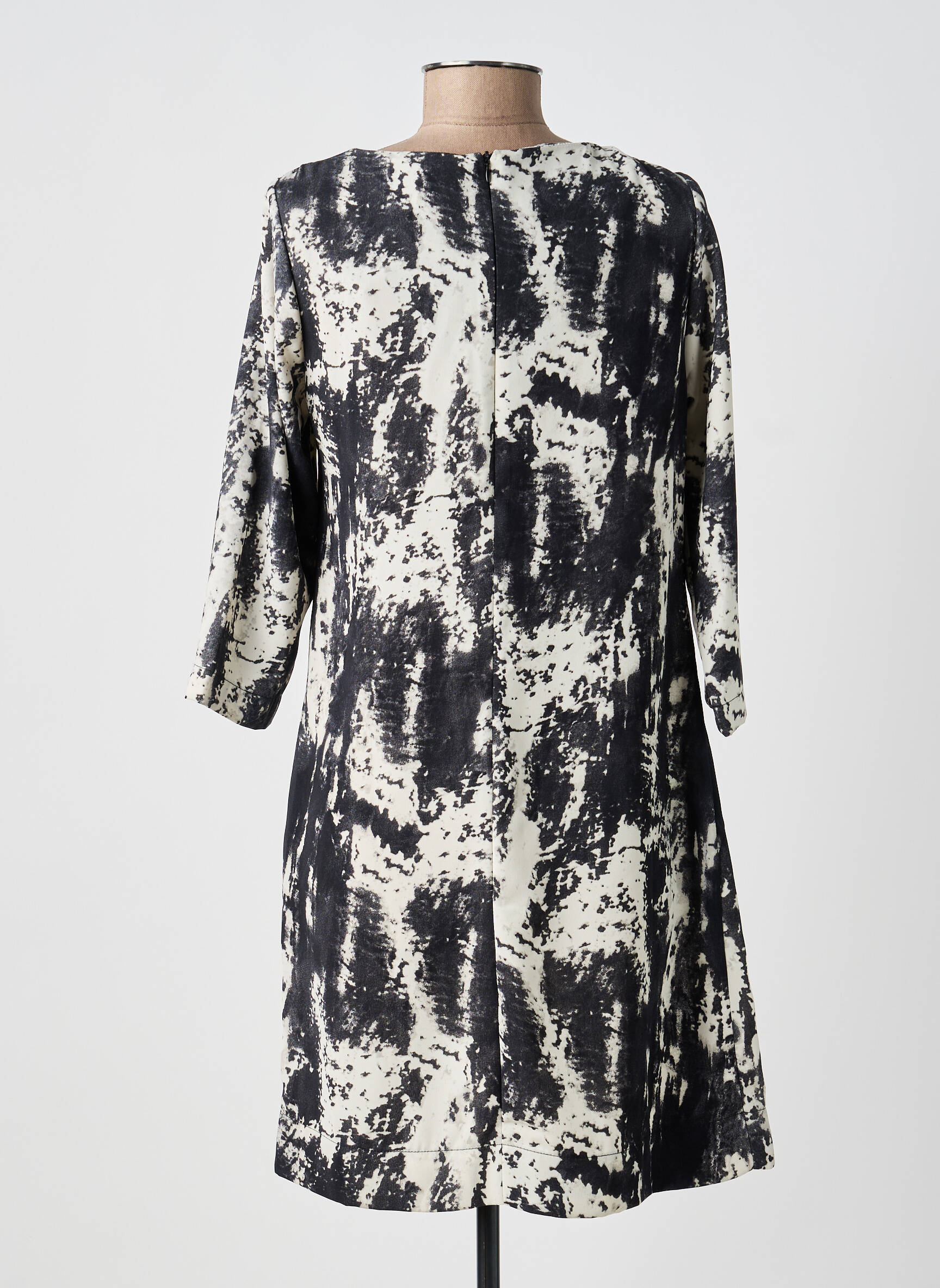 Rochie scurtă mâneci 3/4 mâneci 3/4 negru SUN LIGHT femeie
