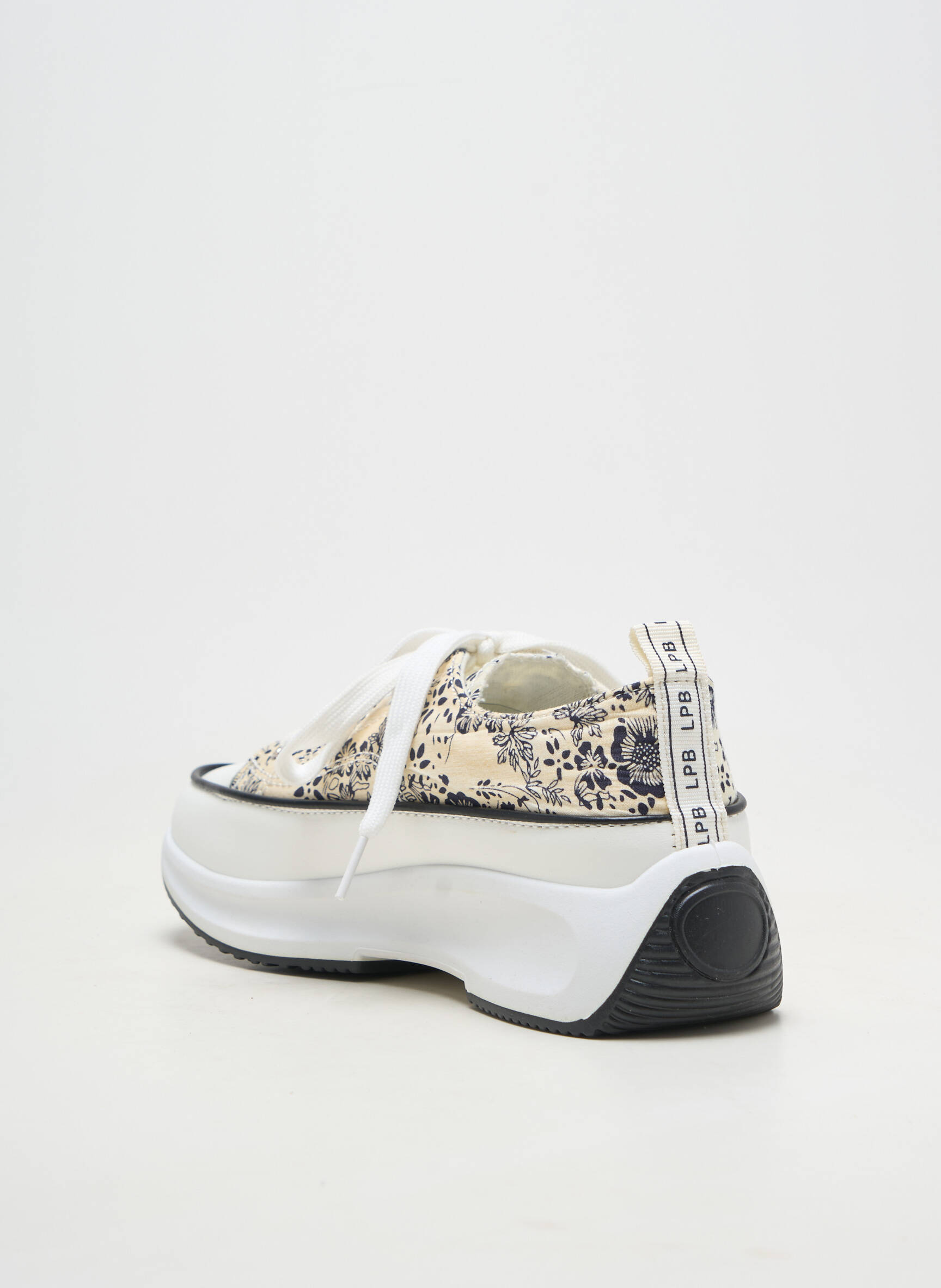 Adidași platformă toc de 4 la 6 cm alb LPB LES PETITES BOMBES  femeie