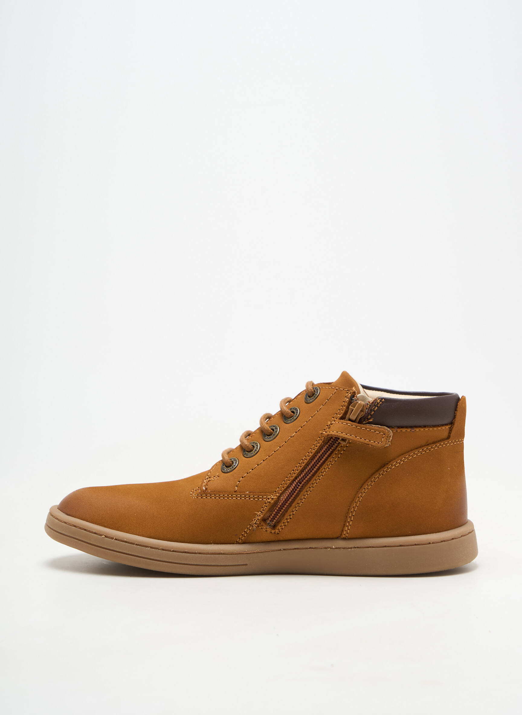 Adidași material neted toc plat până la 3 cm maro KICKERS femeie