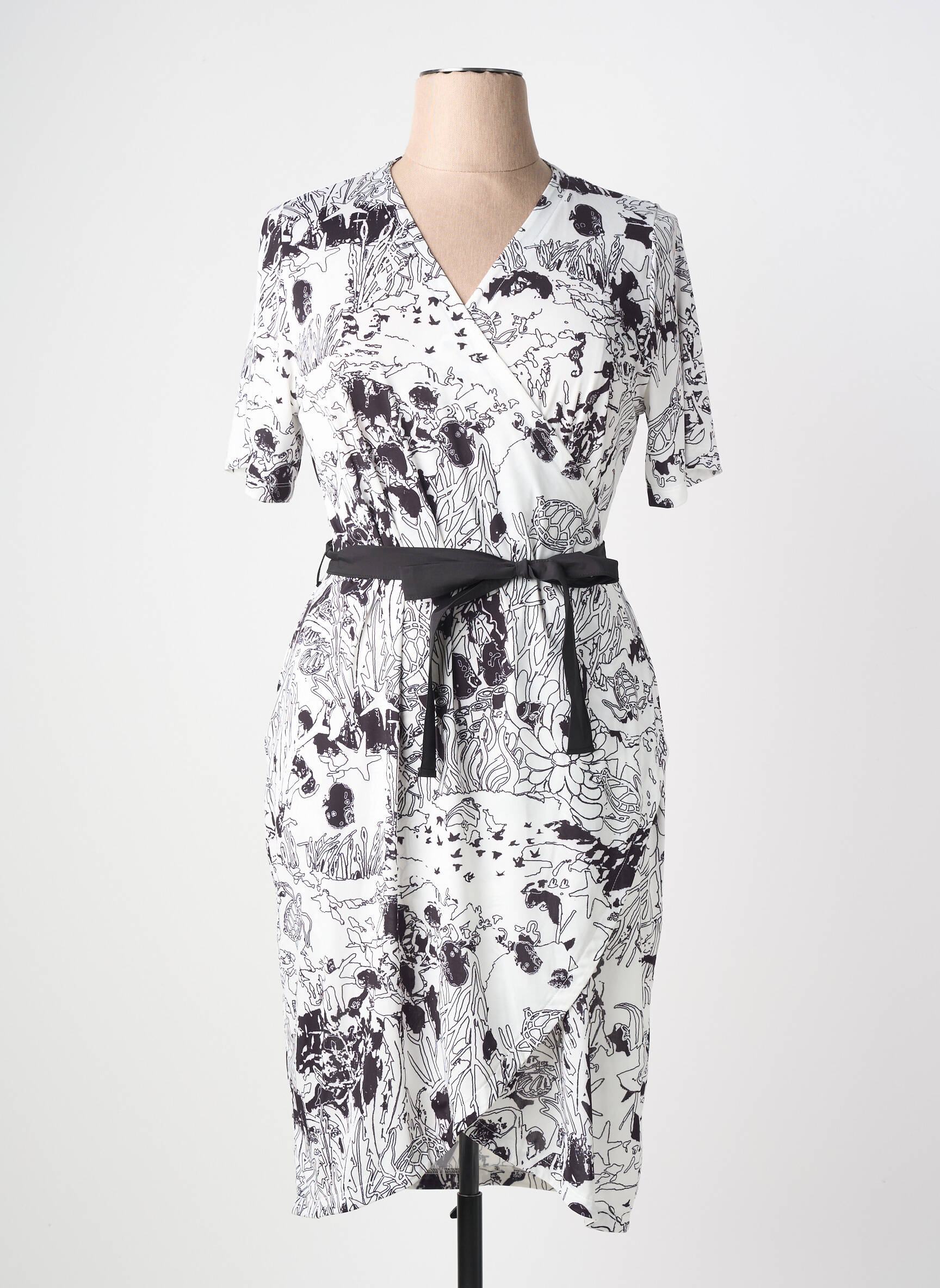 Rochie midi imprimeu fantezie mâneci scurte negru MALOKA femeie