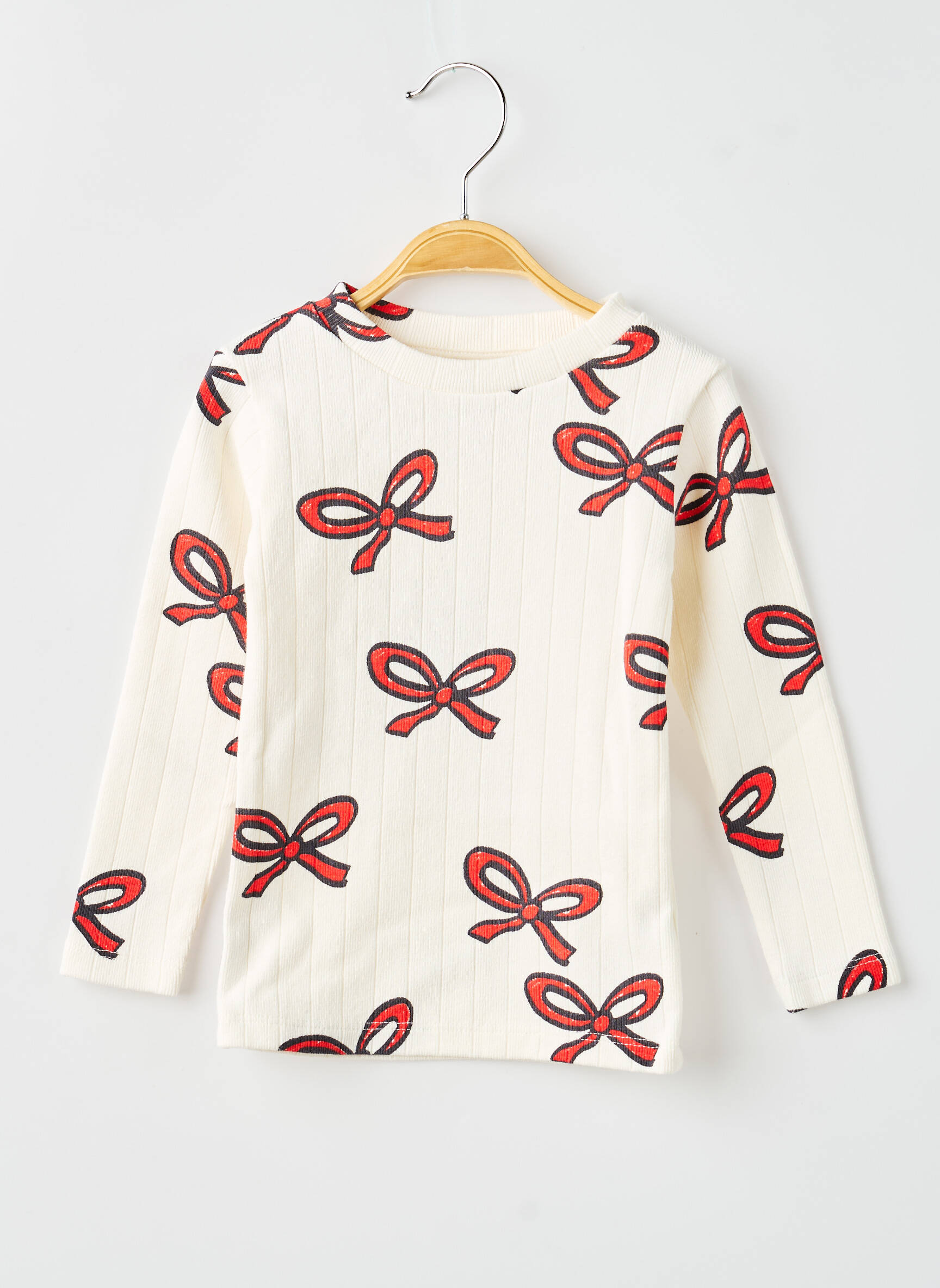 Tricou alb THE CAMPAMENTO fată
